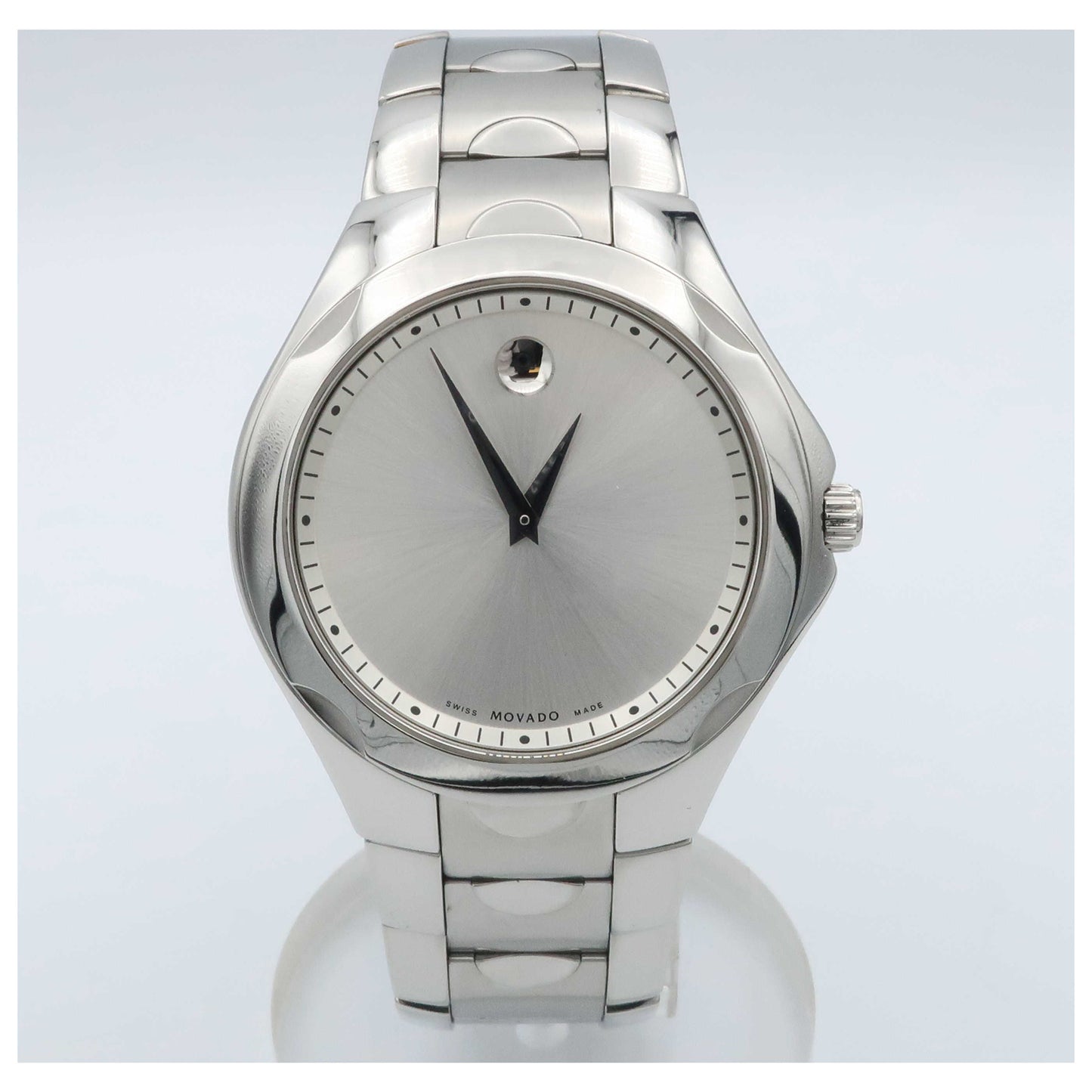 Front view of Movado Luno Men's Swiss Quartz (Battery-Powered) Watch 0606379-PO3