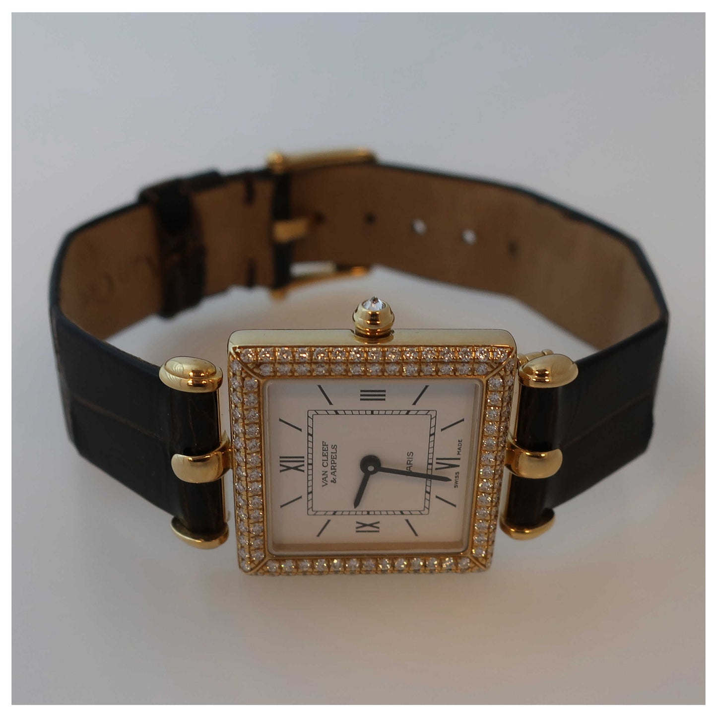 Van Cleef and Arpels Classique Women's Swiss Quartz (Battery-Powered) Watch 122364B20051BN-SDV0 - Image #8