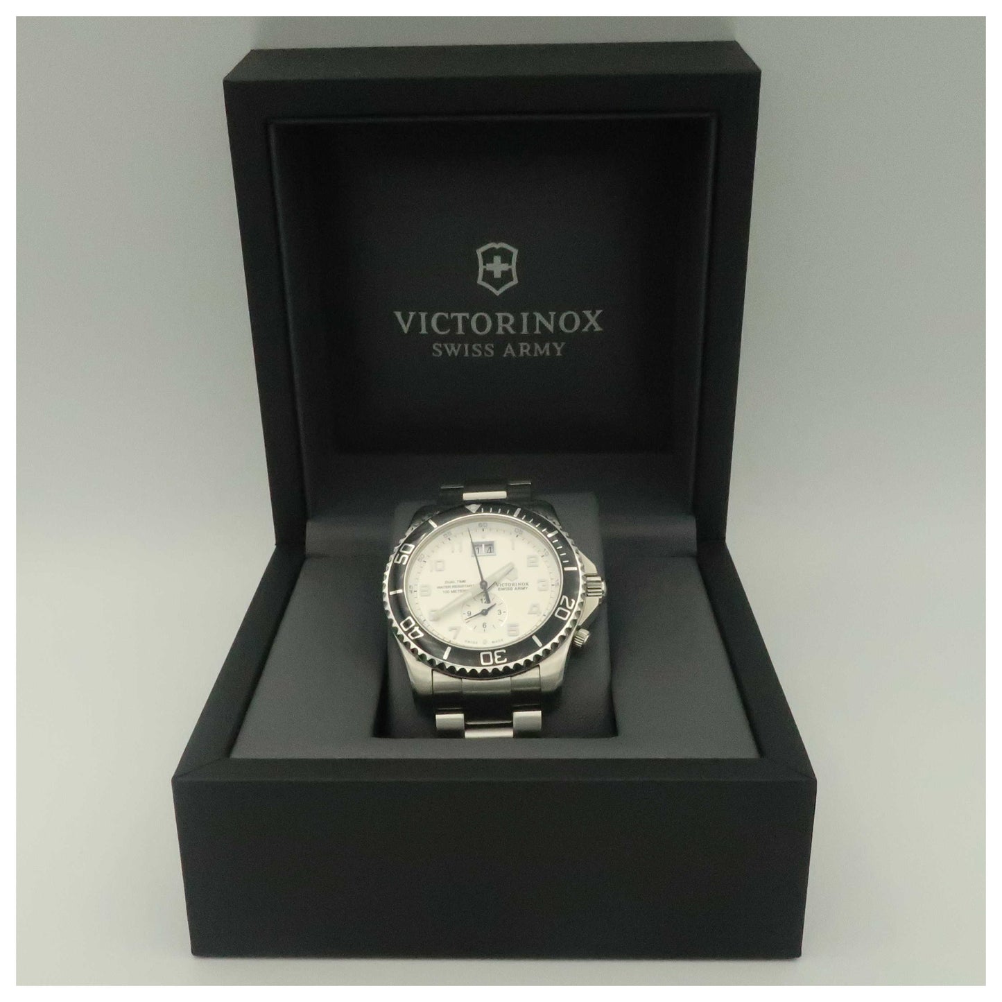 Victorinox Swiss Army Classic Men's Swiss Quartz (Battery-Powered) Watch 241442-PO2 - Image #6