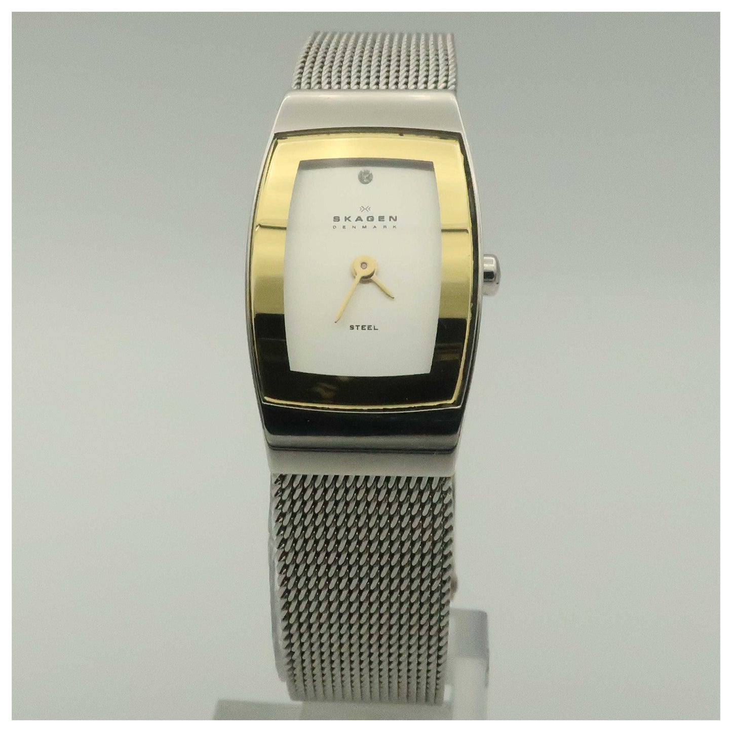 Front view of Skagen Studio Women's Quartz Watch 566XSSLB4-SDV