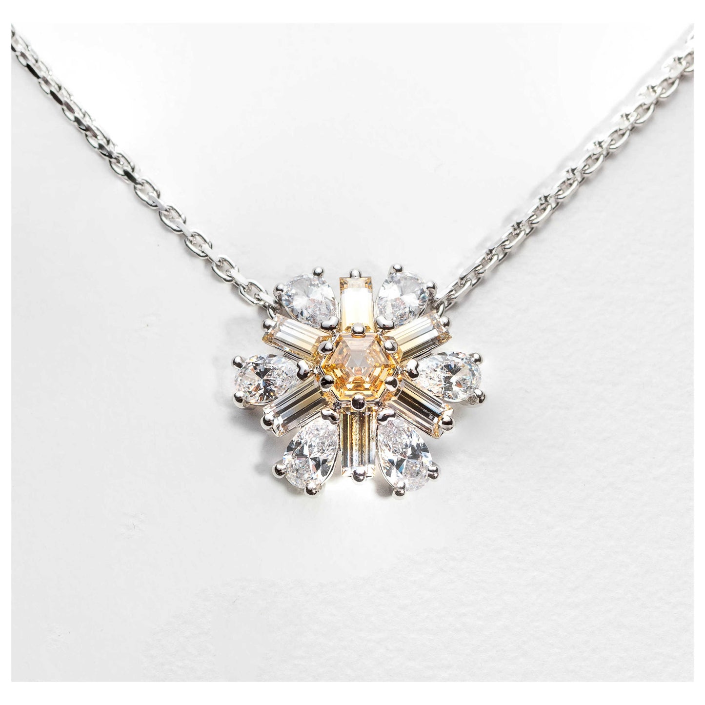 Front view of Swarovski Idyllia Women's Necklace 5679939