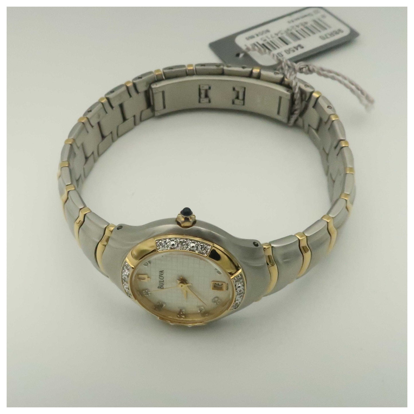 Bulova Diamonds Women's Quartz Watch 98R70-SDV - Image #8