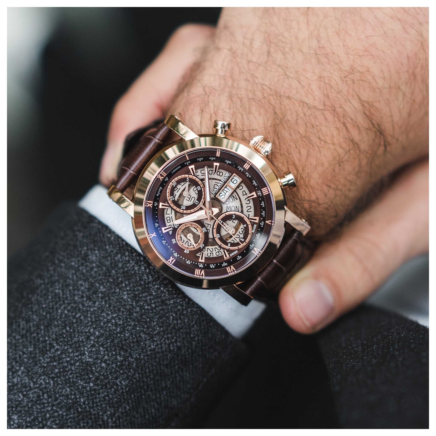 Right view of Thomas Earnshaw Longcase Men's Automatic Watch ES-0033-03