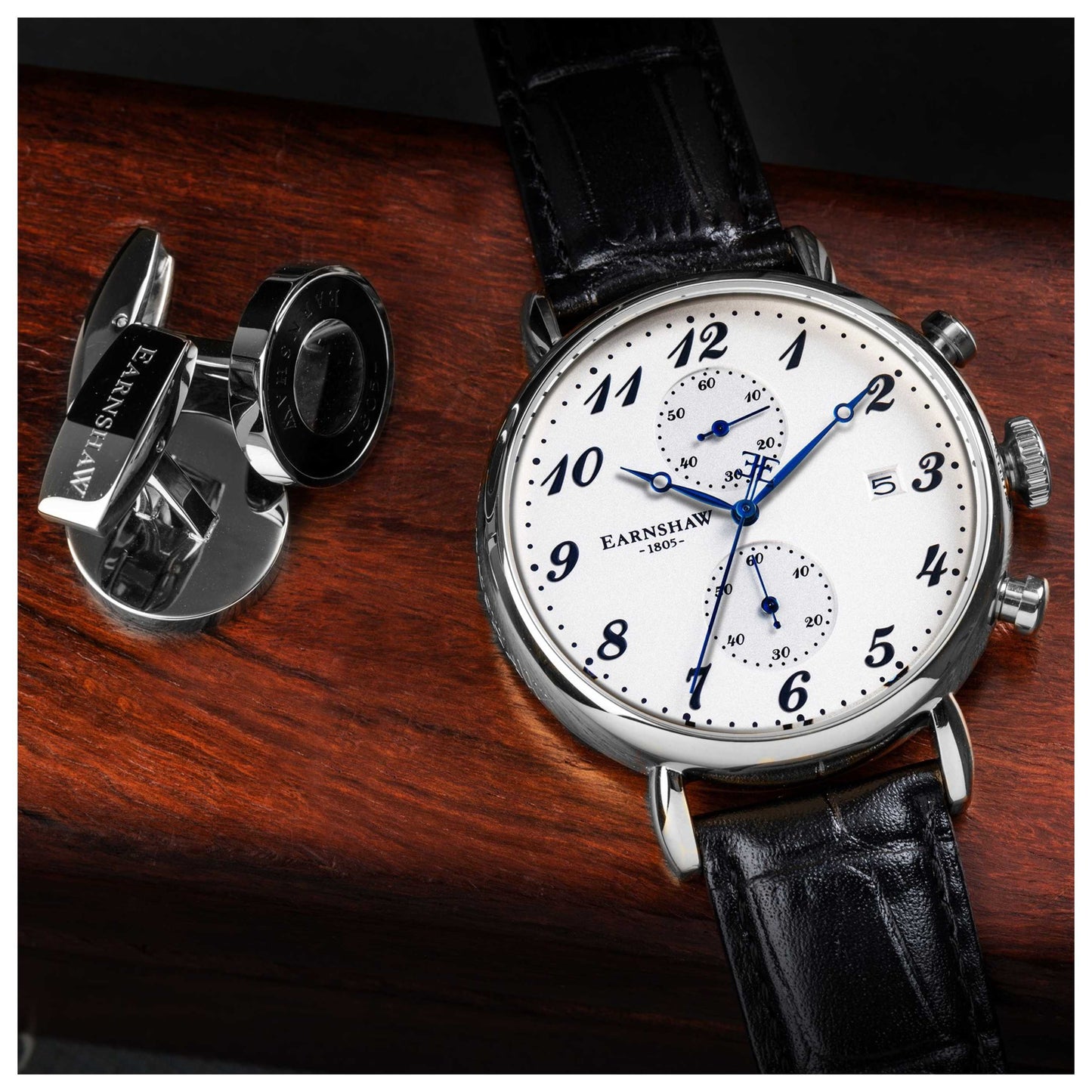 Left view of Thomas Earnshaw Grand Legacy Men's Quartz Watch ES-8089-02
