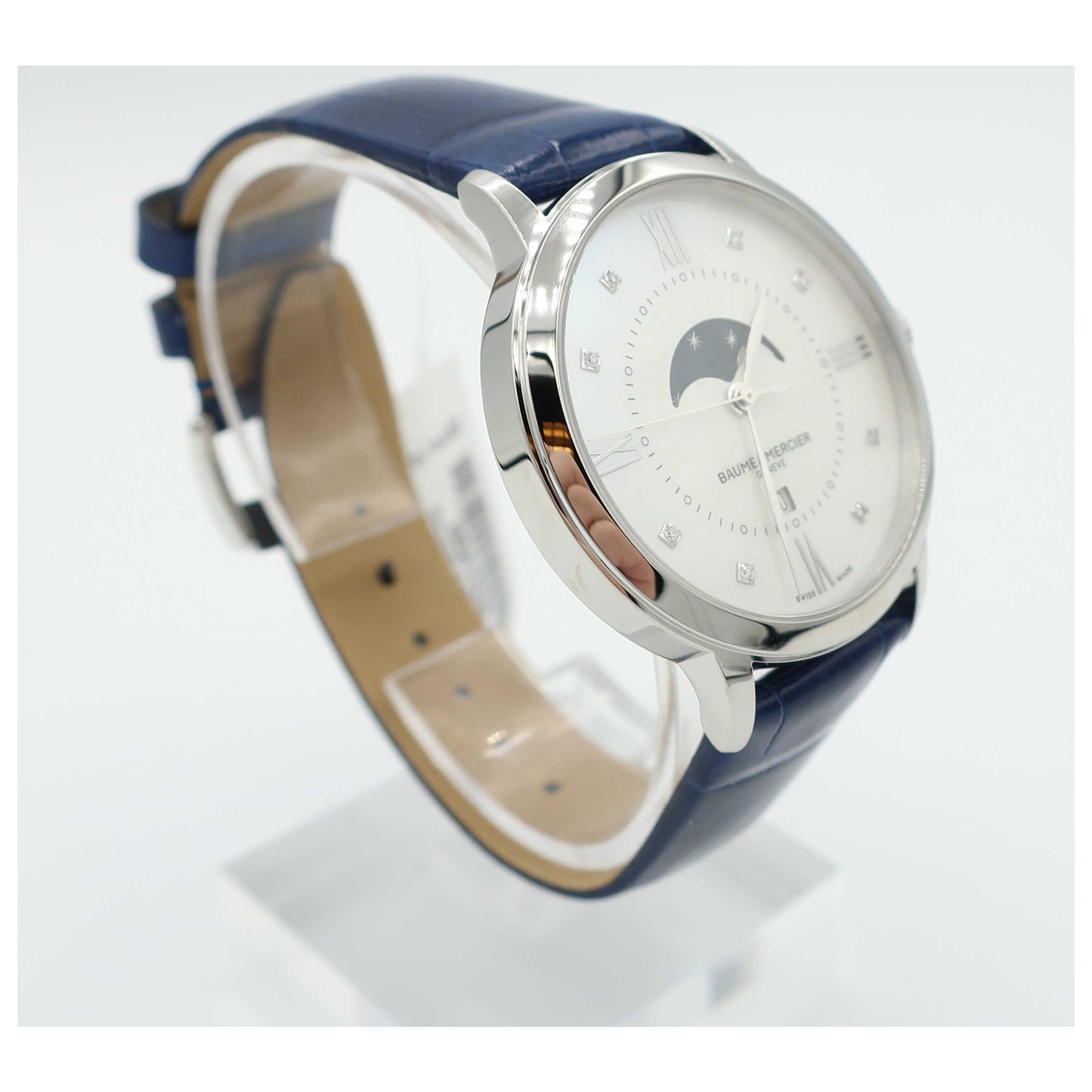 Baume and Mercier Classima Executives Women's Swiss Quartz (Battery-Powered) Watch MOA10226-SD - Image #3
