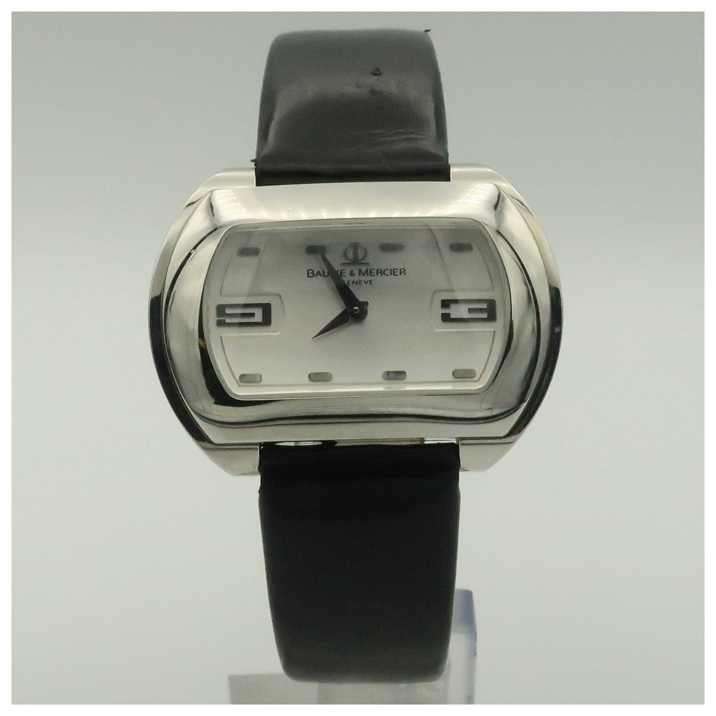 Front view of Baume and Mercier Hampton Women's Swiss Quartz (Battery-Powered) Watch MOAO8339-PO