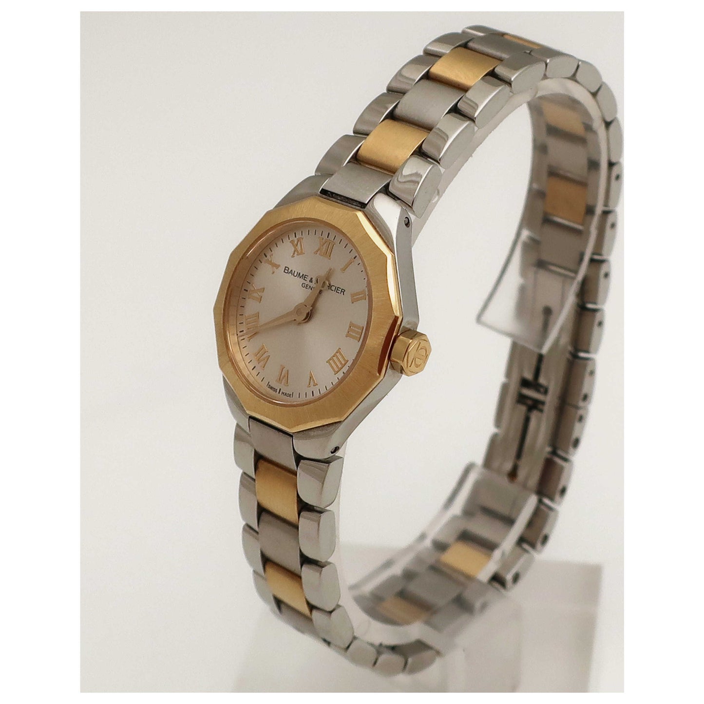 Baume and Mercier Riviera Women's Swiss Quartz (Battery-Powered) Watch MOAO8762-PO - Image #4