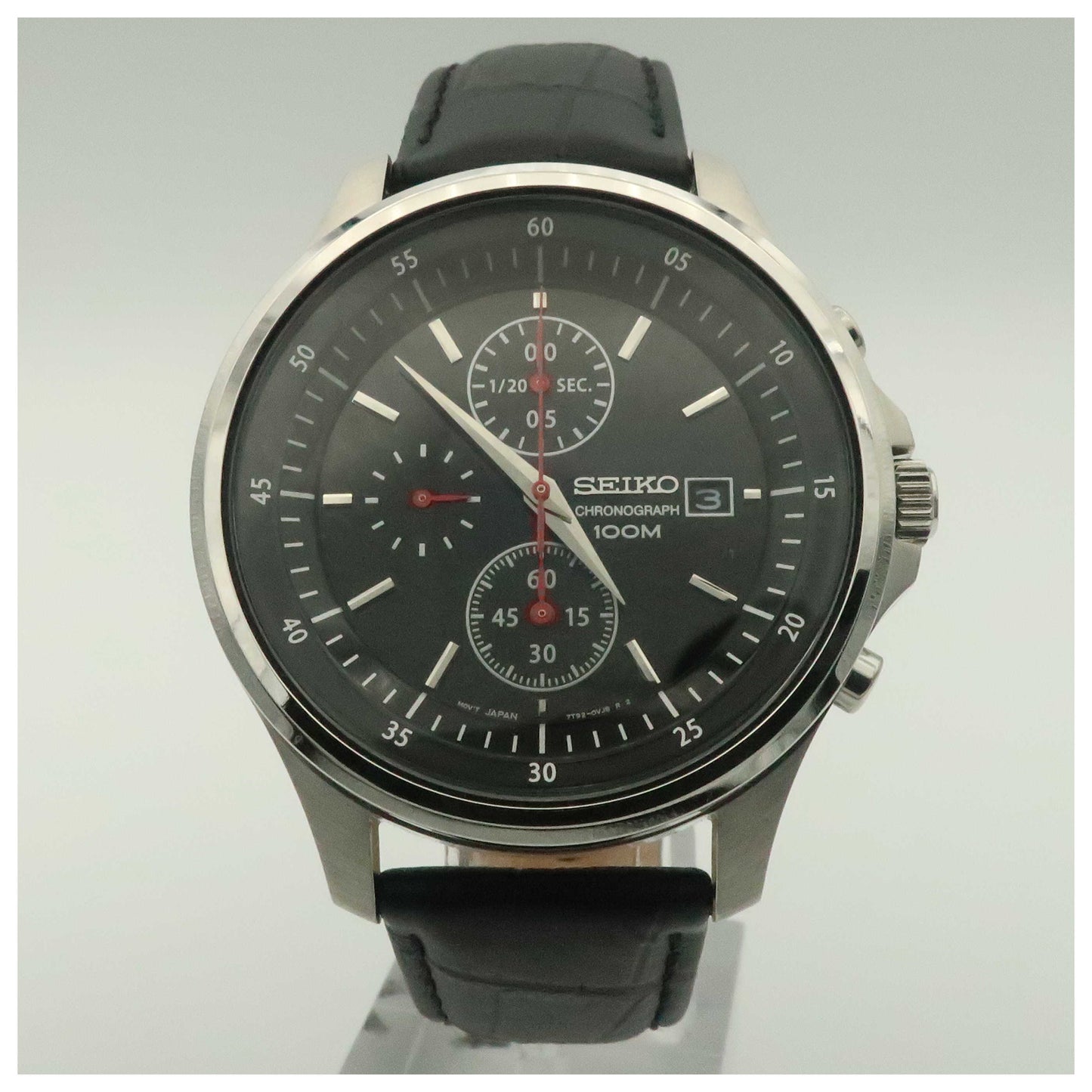 Front view of Seiko Chronograph Men's Japanese Quartz (Battery-Powered) Watch SNDE29-PO2