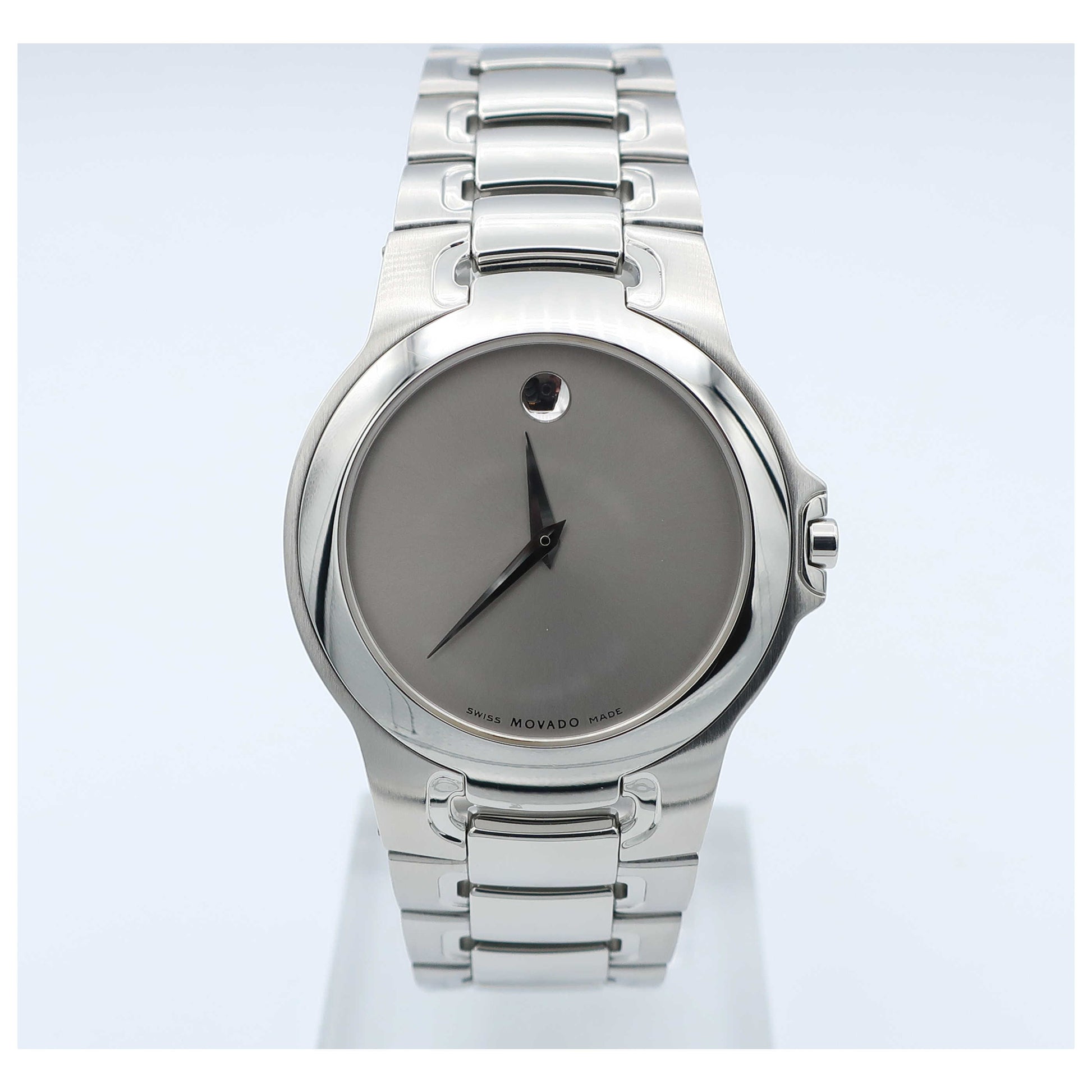 Front view of Movado Meza Men's Swiss Quartz (Battery-Powered) Watch 0604833-SD