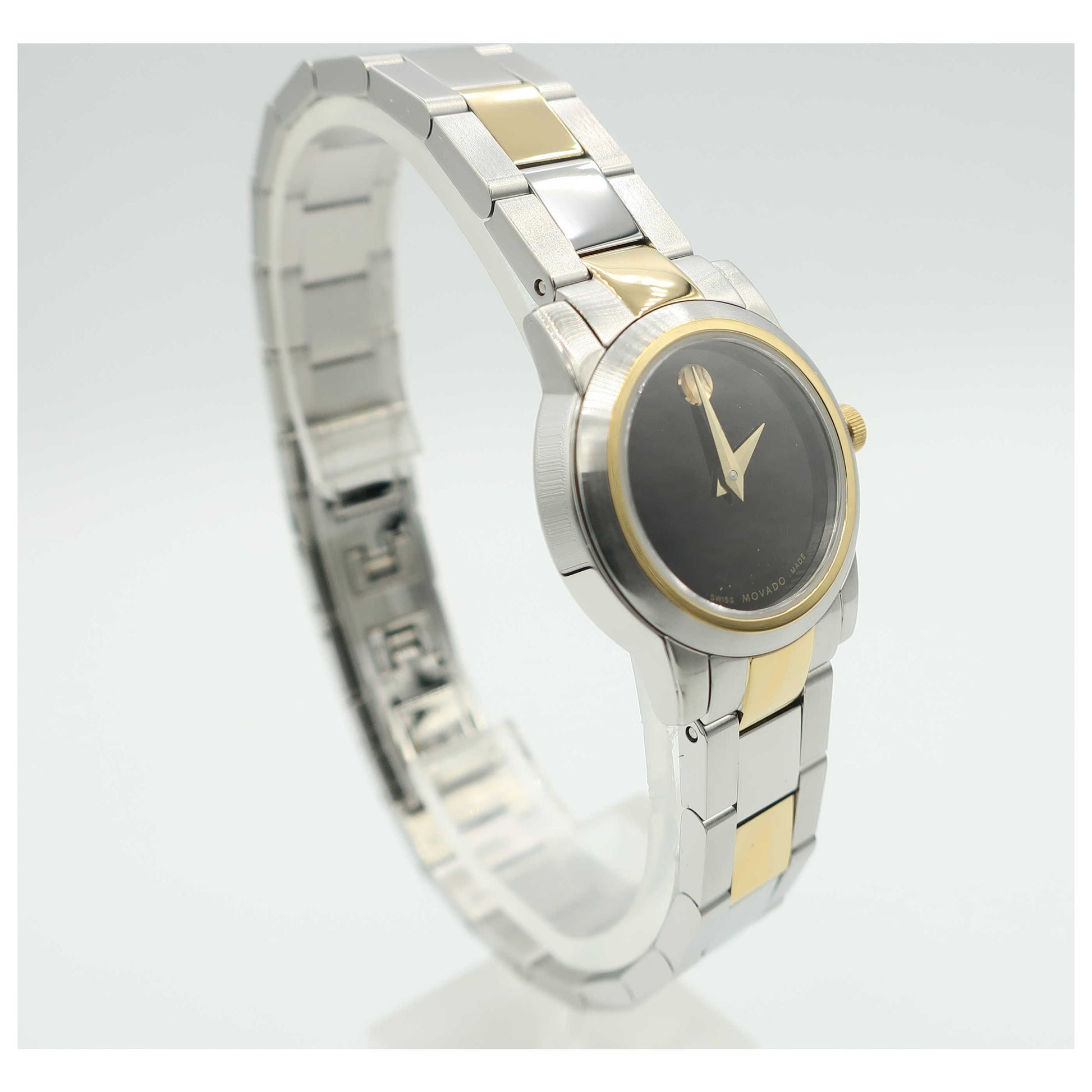 Movado Junior Sport Women's Swiss Quartz (Battery-Powered) Watch 0605108-SD - Image #4