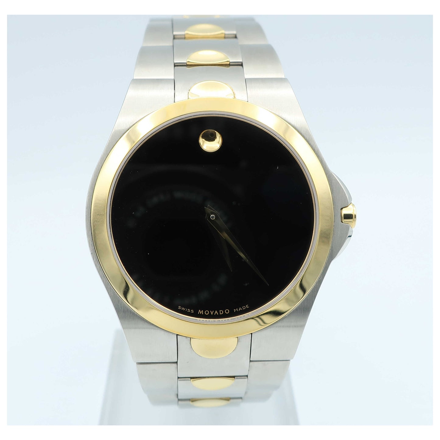 Front view of Movado Luno Men's Swiss Quartz (Battery-Powered) Watch 0605635-SD2