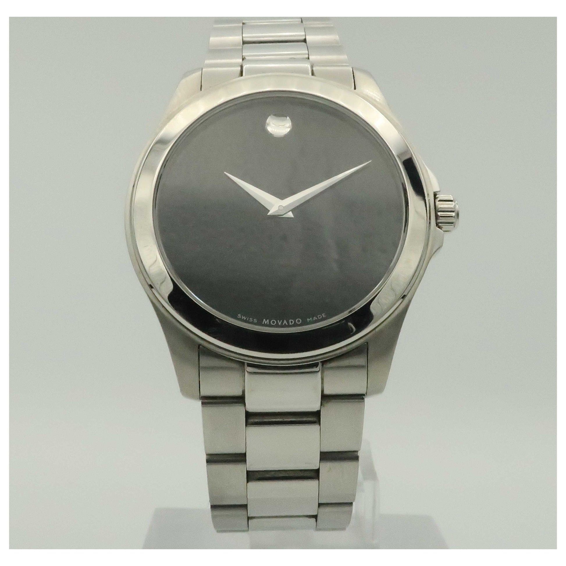 Front view of Movado Junior Sport Men's Swiss Quartz (Battery-Powered) Watch 0605746-PO
