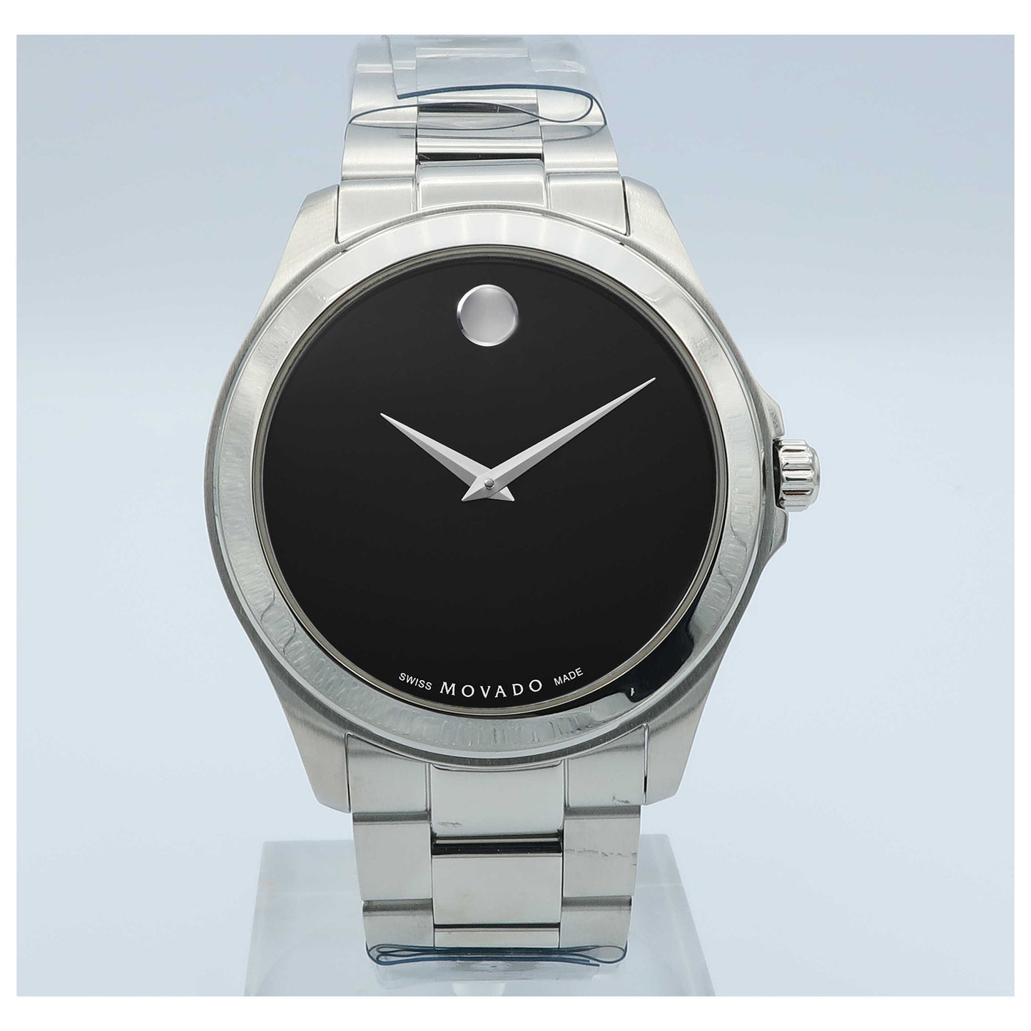 Front view of Movado Junior Sport Men's Swiss Quartz (Battery-Powered) Watch 0605746-SD
