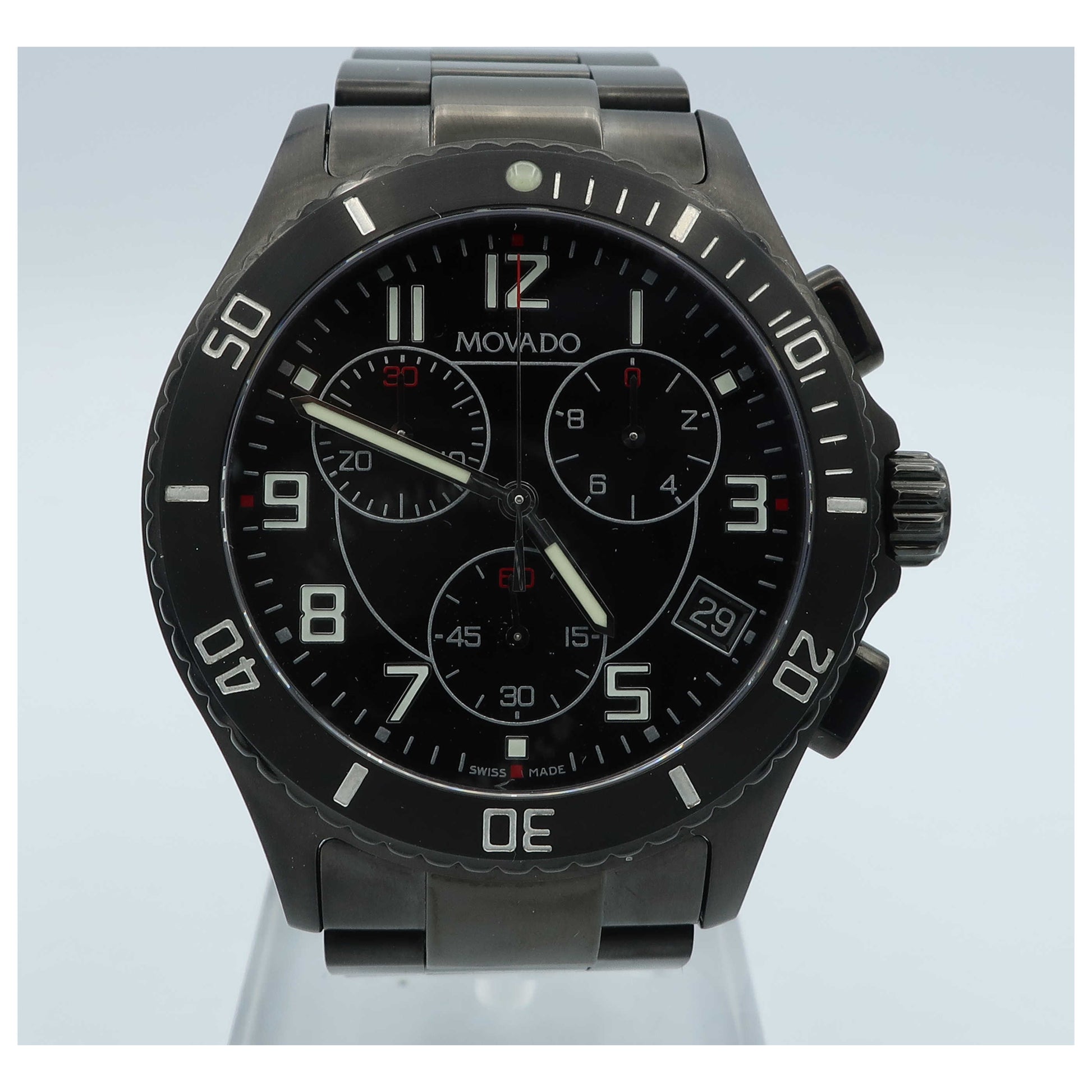 Front view of Movado Junior Sport Men's Swiss Quartz (Battery-Powered) Watch 0606066-PO2