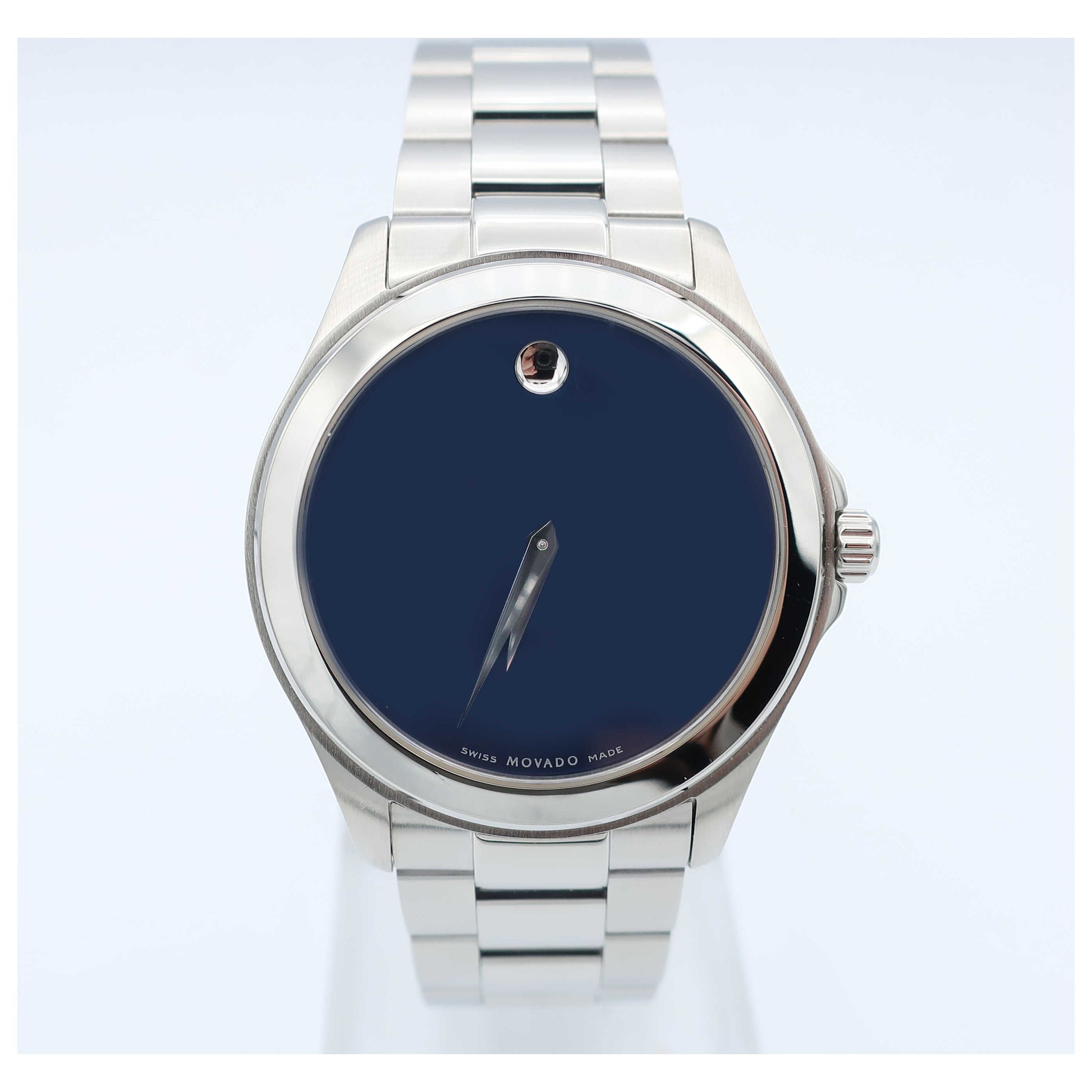 Front view of Movado Junior Sport Men's Swiss Quartz (Battery-Powered) Watch 0606116-SD