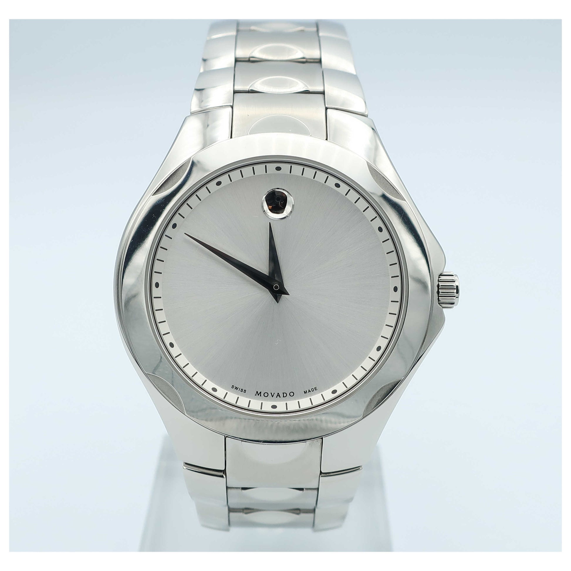 Front view of Movado Luno Men's Swiss Quartz (Battery-Powered) Watch 0606379-SDV