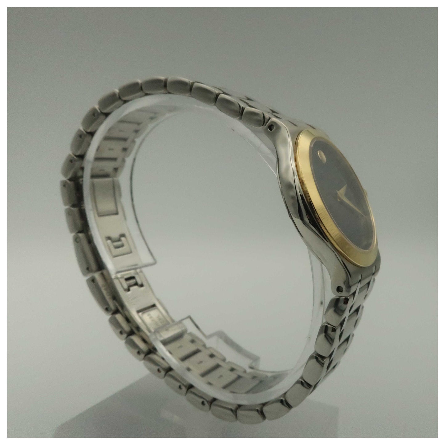 Movado Collection Women's Swiss Quartz (Battery-Powered) Watch 0606466-PO - Image #3