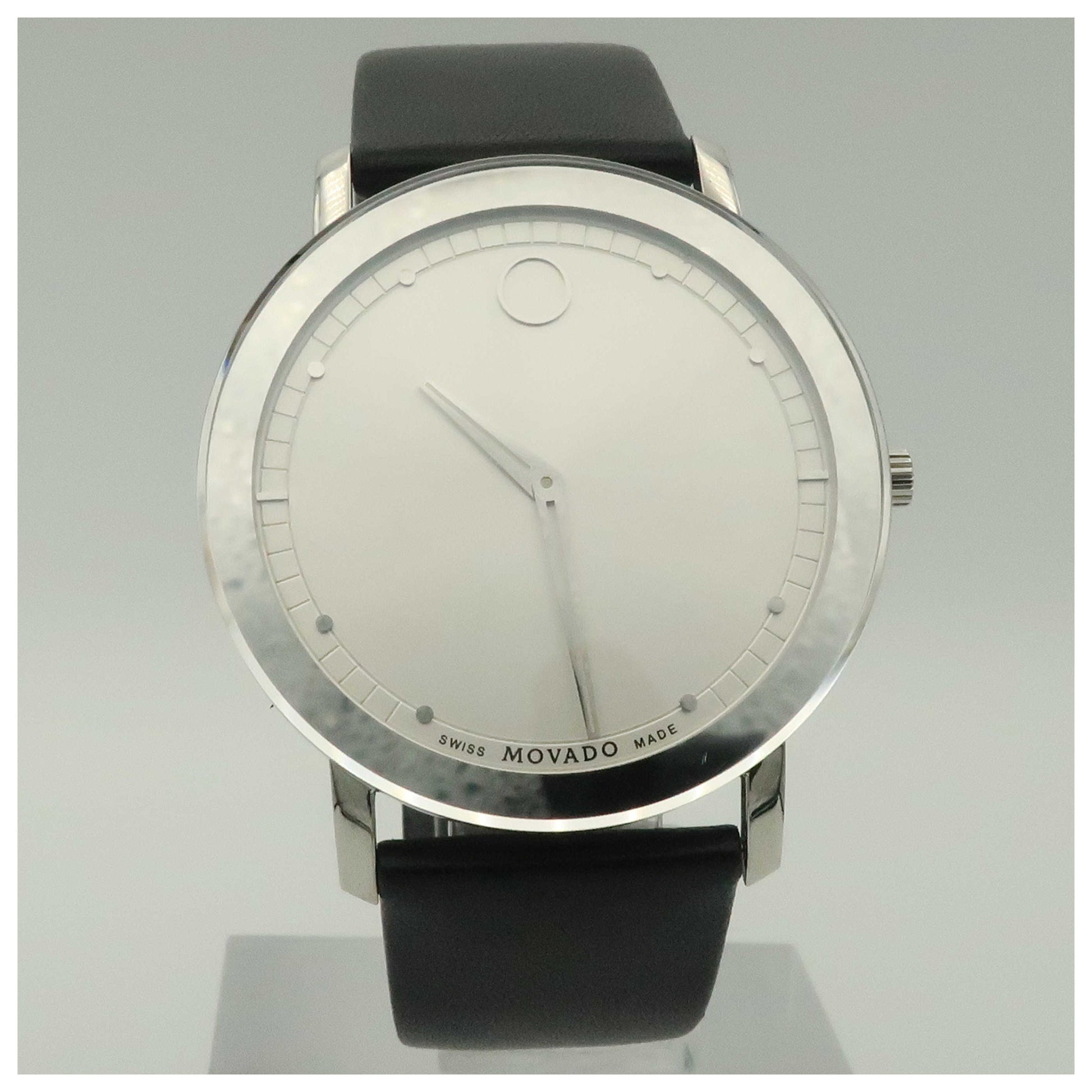 Front view of Movado Sapphire Men's Swiss Quartz (Battery-Powered) Watch 0606694-PO