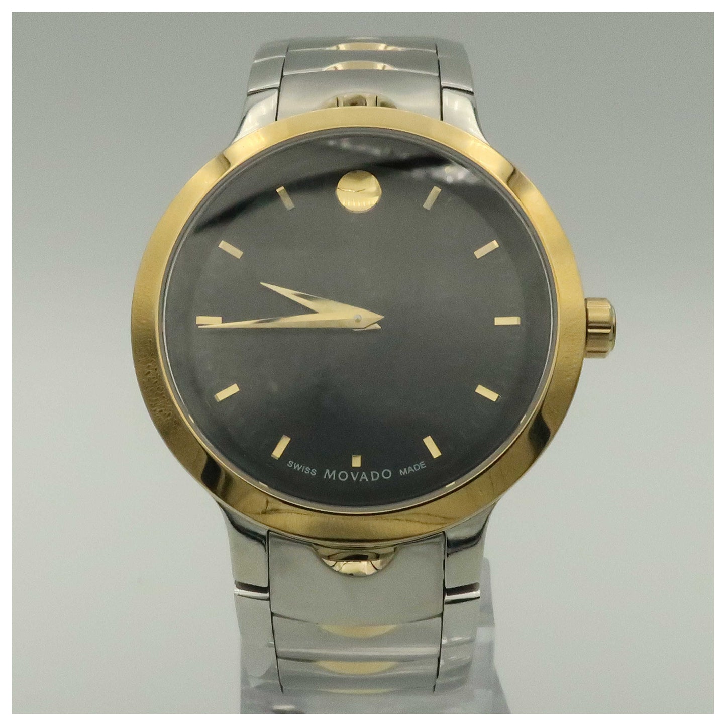 Front view of Movado Luno Men's Swiss Quartz (Battery-Powered) Watch 0607043-PO