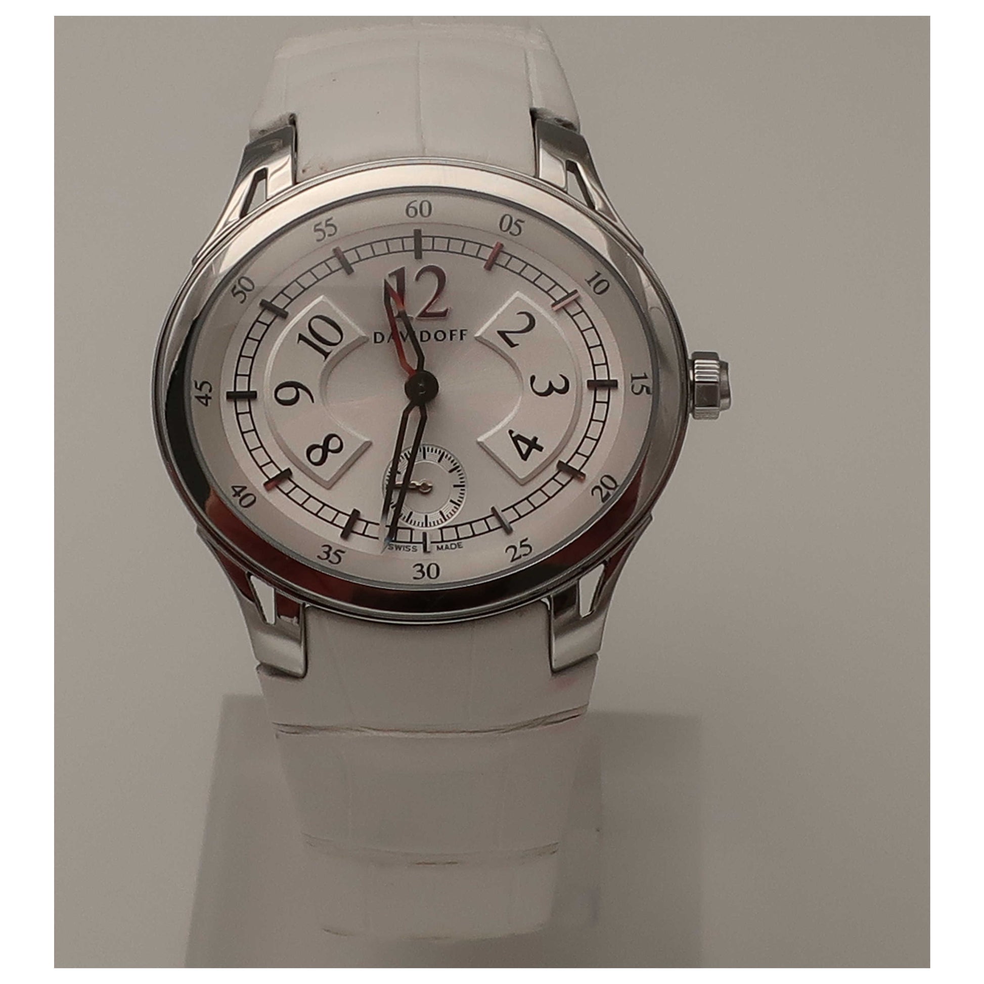 Front view of Davidoff Very Zino Women's Swiss Quartz (Battery-Powered) Watch 10011-SDV