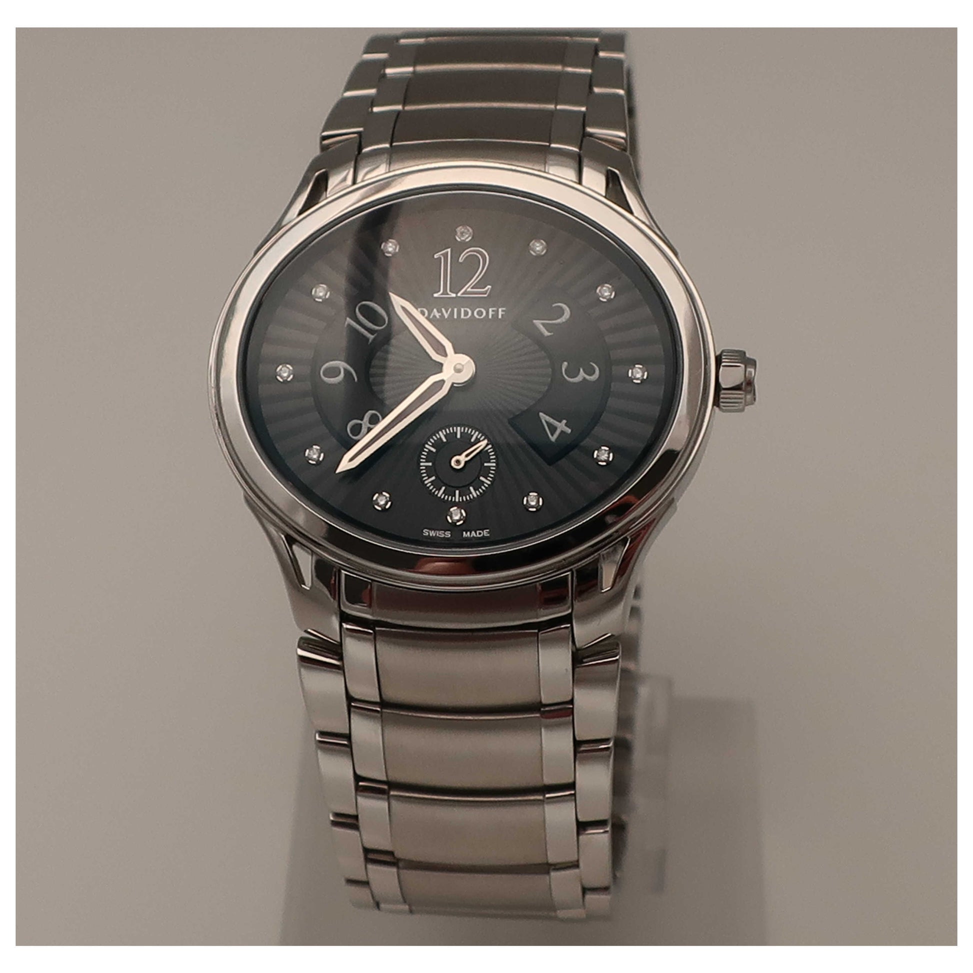 Front view of Davidoff Very Zino Women's Swiss Quartz (Battery-Powered) Watch 10016-SD