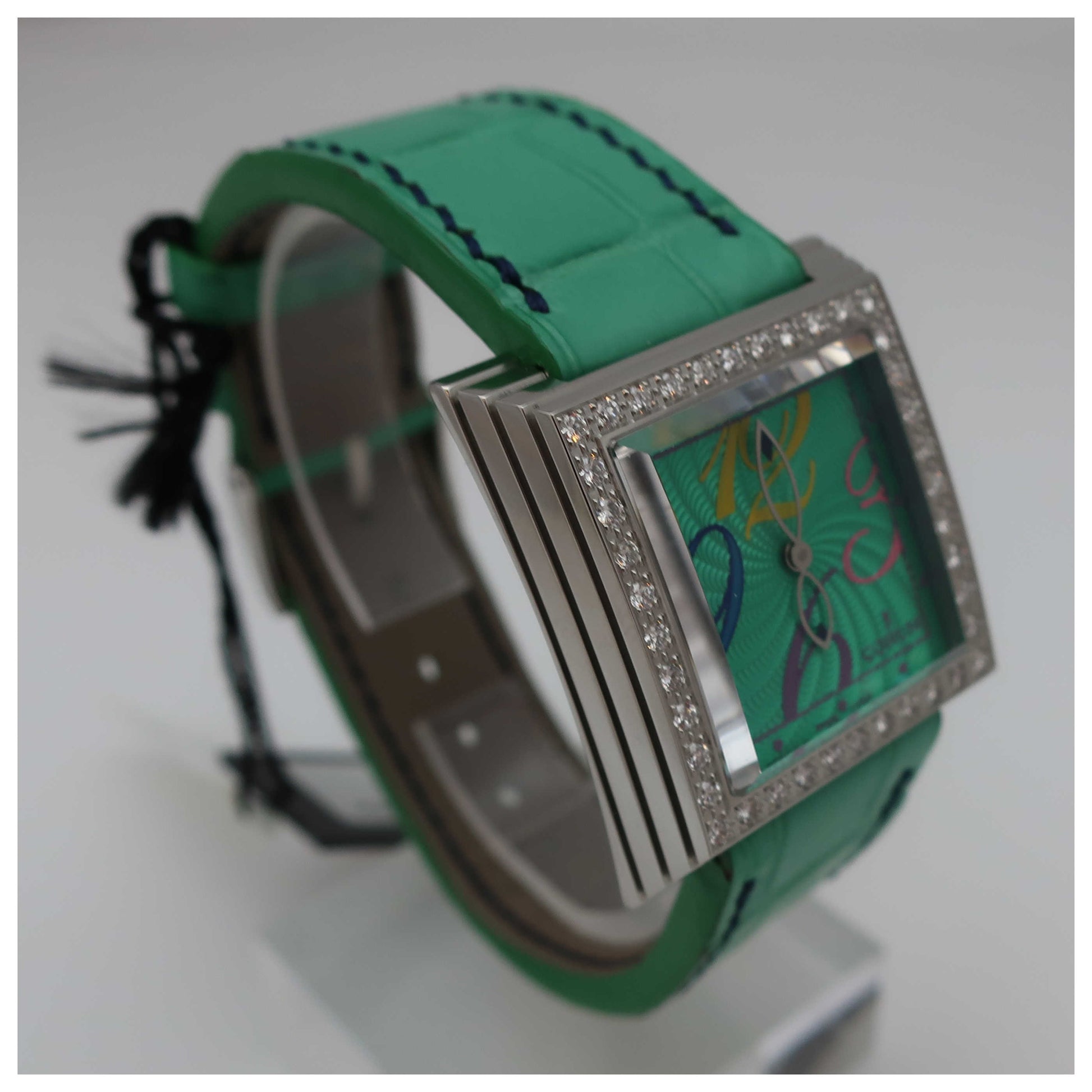 Corum Pyramid Women's Swiss Quartz (Battery-Powered) Watch 138-341-47-0913-SD2 - Image #3