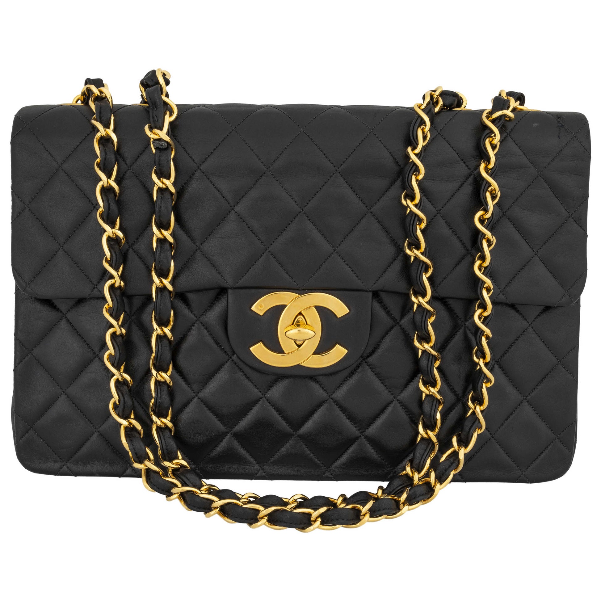 Front view of Chanel Classic Women's Handbags 14662