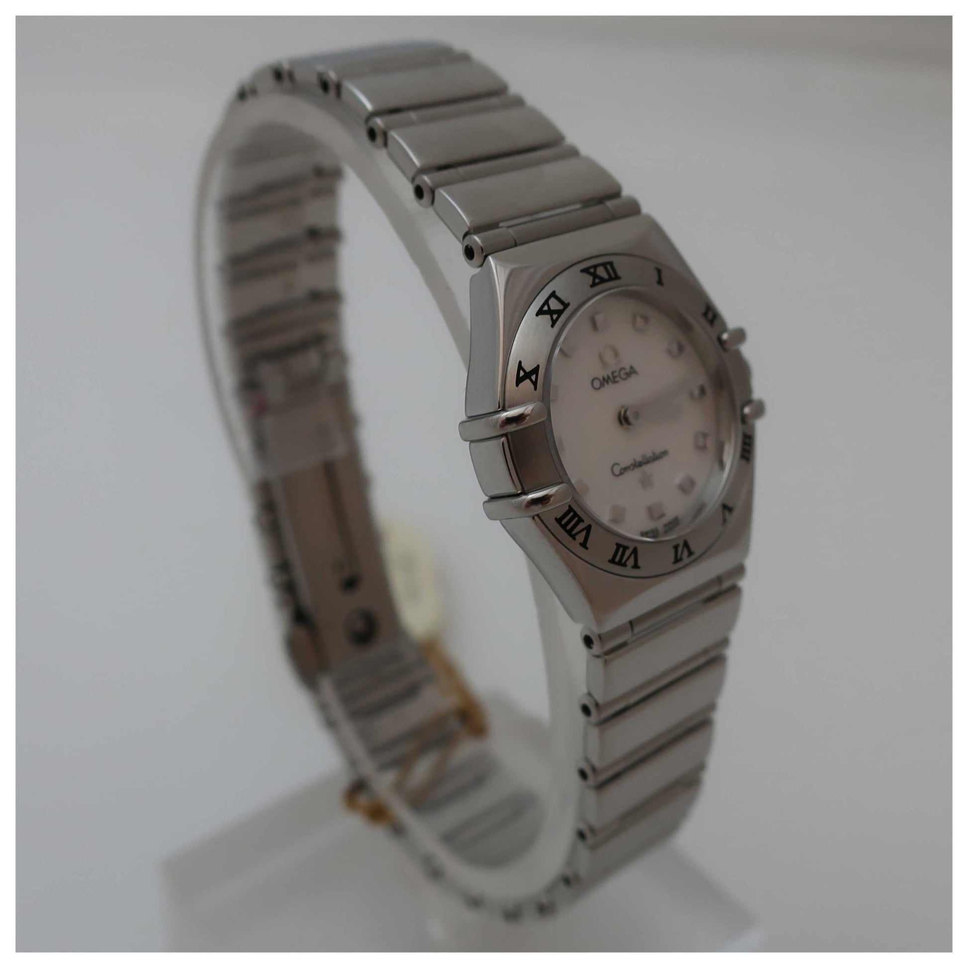 Omega Constellation Women's Swiss Quartz (Battery-Powered) Watch 1561-71-00-SDV - Image #3