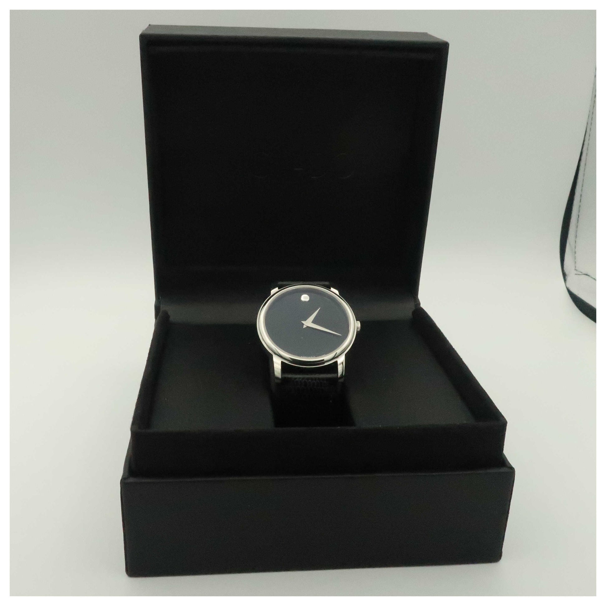 Movado Museum Men's Swiss Quartz (Battery-Powered) Watch 2100002-PO - Image #6