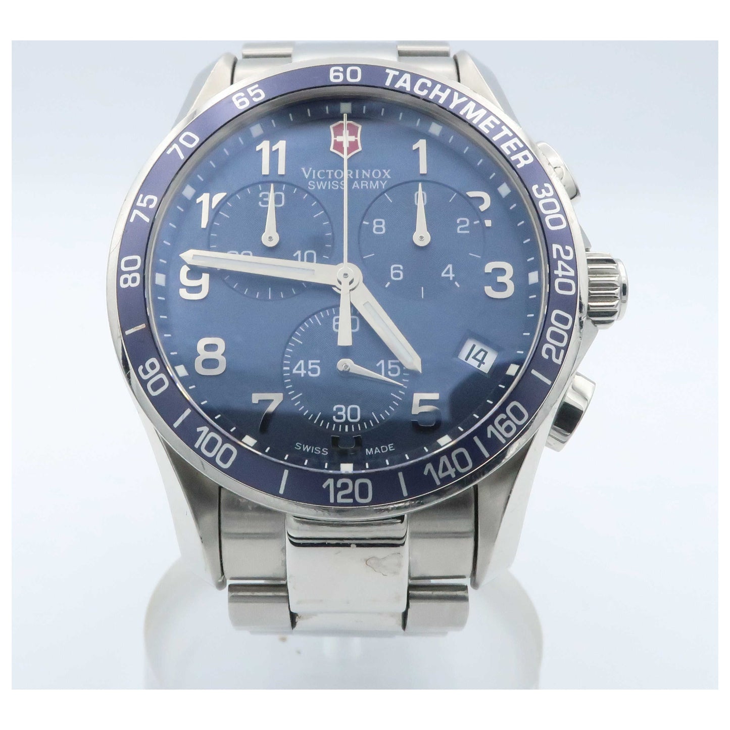 Front view of Victorinox Swiss Army Chrono Classic Men's Swiss Quartz (Battery-Powered) Watch 241120-PO