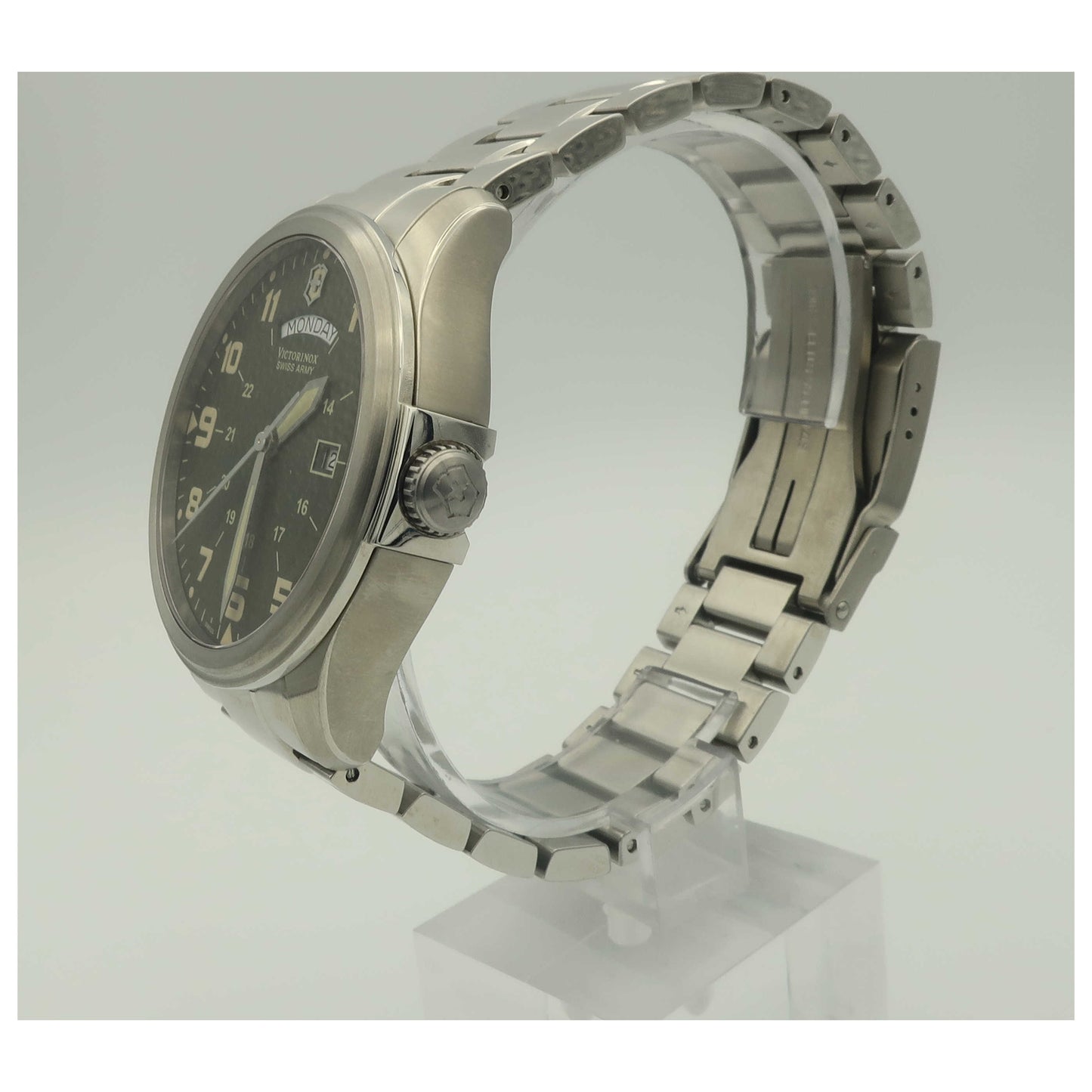 Victorinox Swiss Army Classic Men's Swiss Quartz (Battery-Powered) Watch 241291-PO2 - Image #4