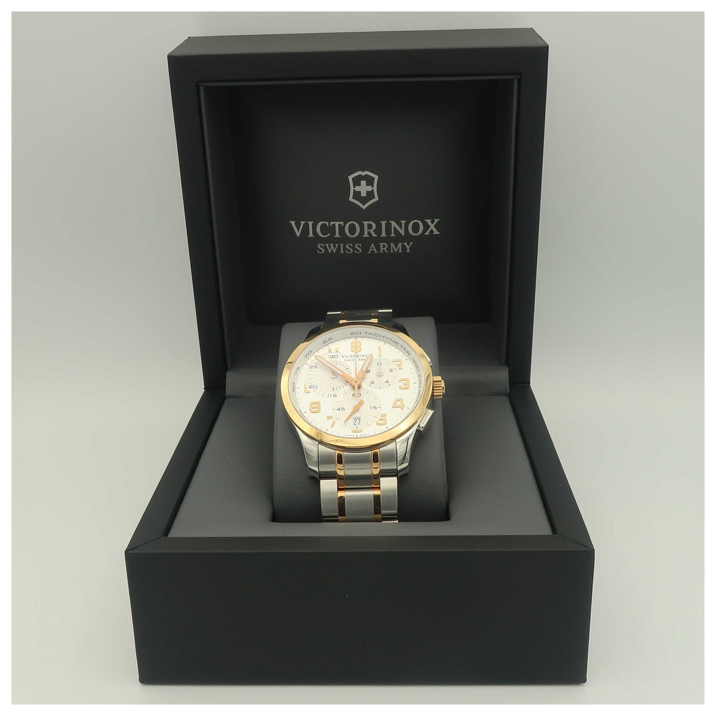 Victorinox Swiss Army Classic Men's Swiss Quartz (Battery-Powered) Watch 241299-PO - Image #6