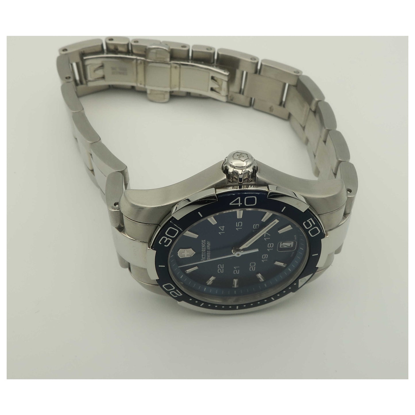 Victorinox Swiss Army Classic Women's Swiss Quartz (Battery-Powered) Watch 241307-PO - Image #8