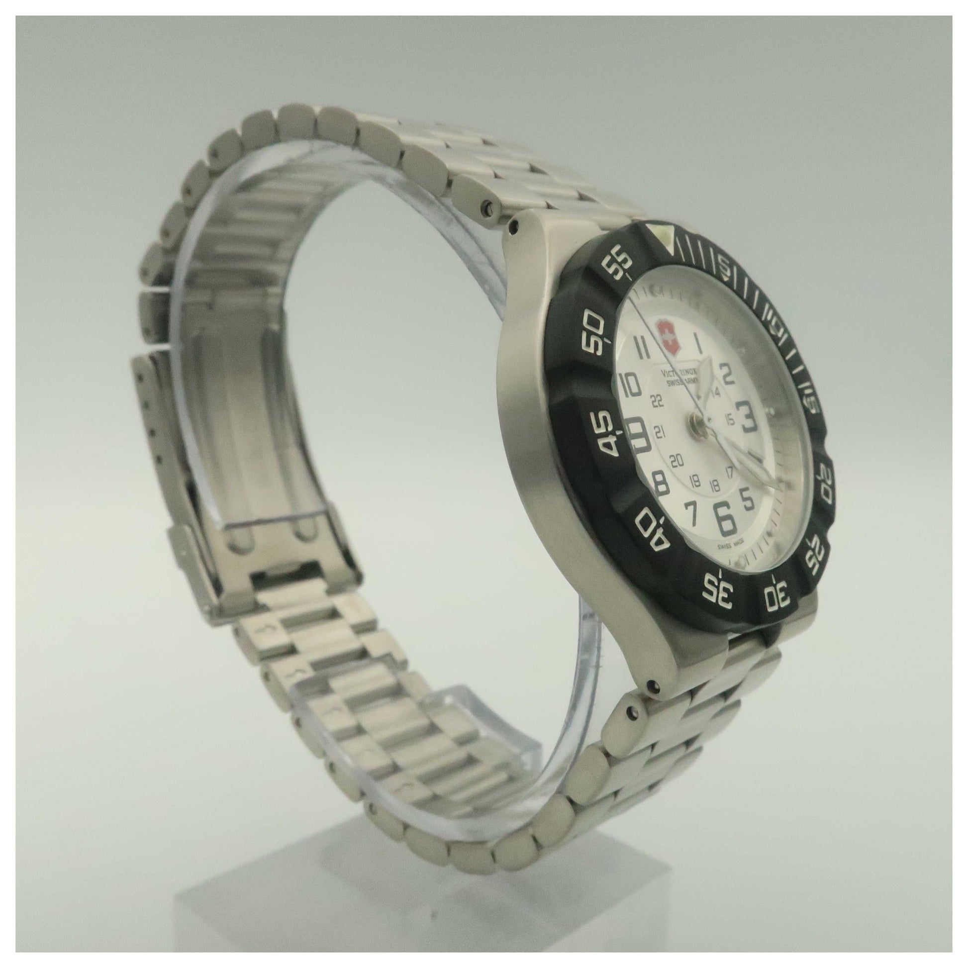 Victorinox Swiss Army Active Women's Swiss Quartz (Battery-Powered) Watch 241350-SDVB - Image #3