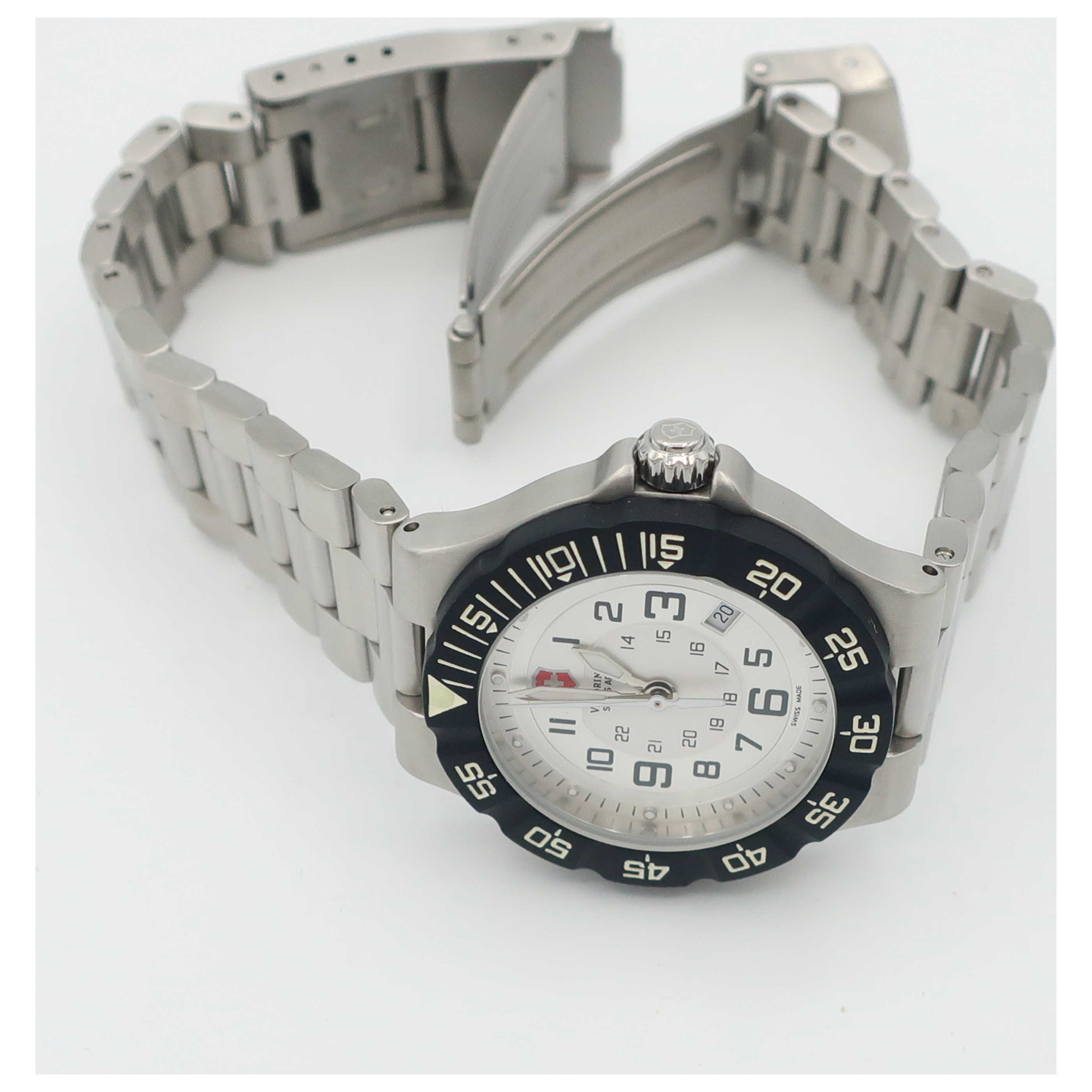 Victorinox Swiss Army Active Summit XLT Women's Quartz Watch