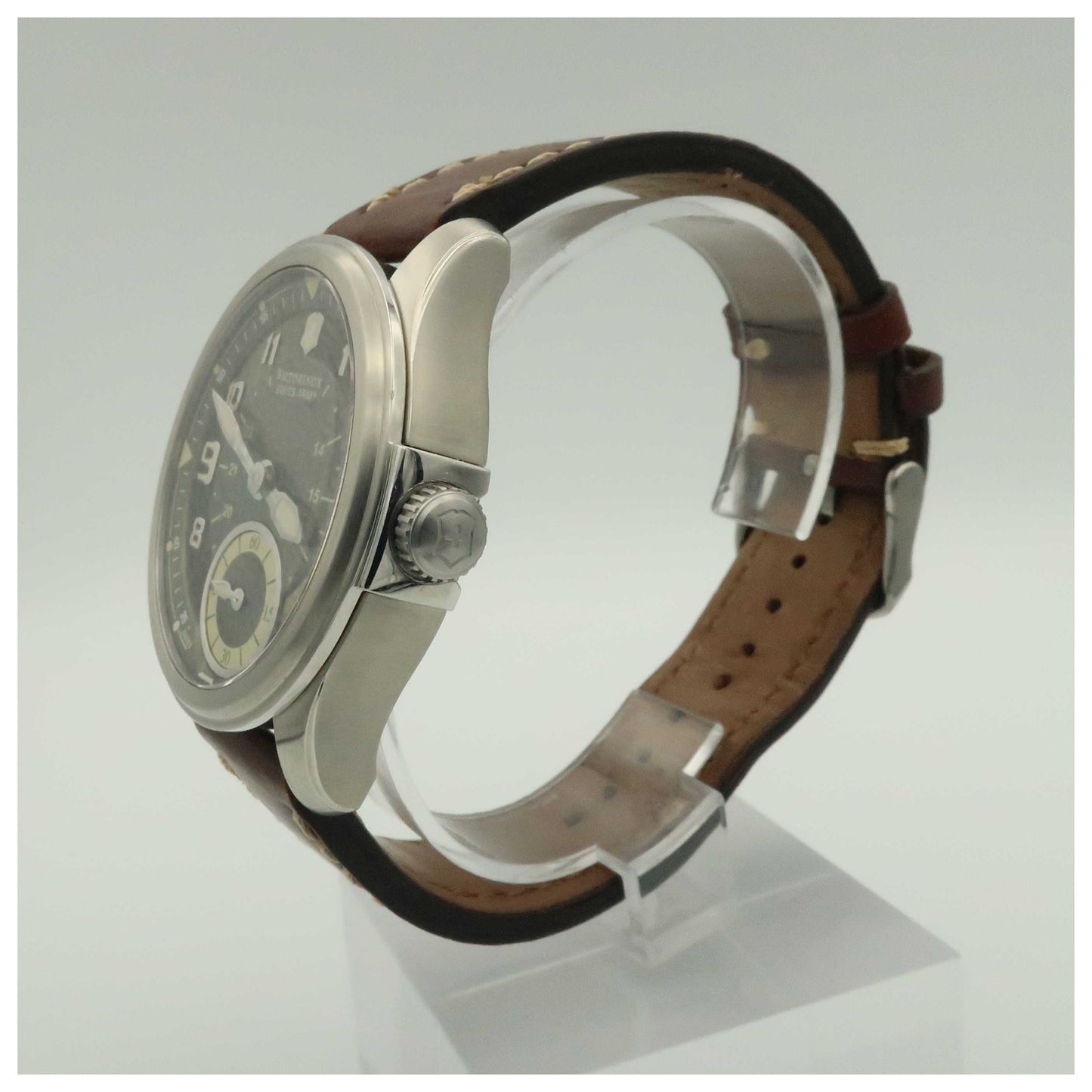 Victorinox Swiss Army Classic Men's Manual-Wind Watch 241376-PO - Image #4