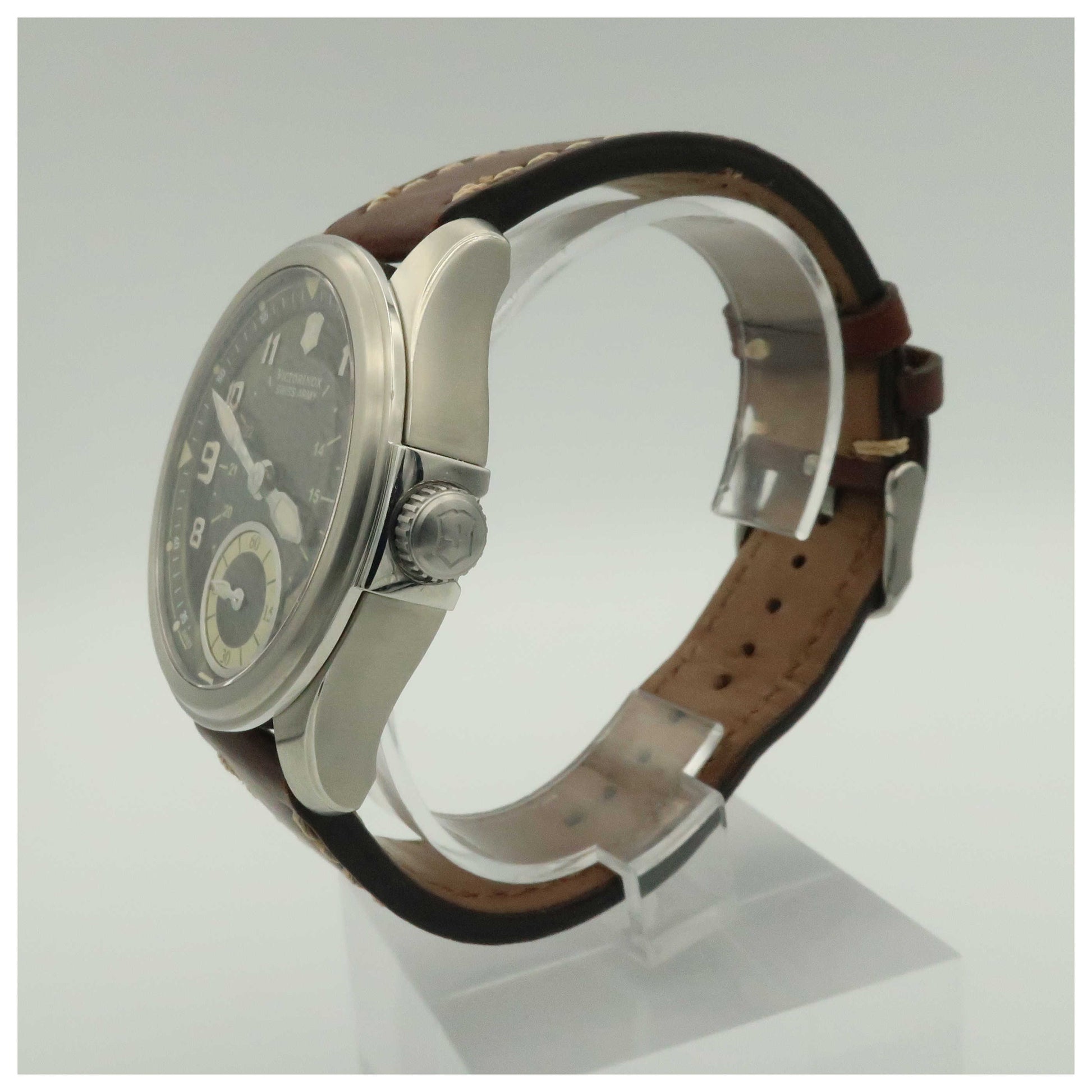 Victorinox Swiss Army Classic Men's Manual-Wind Watch 241376-PO - Image #4