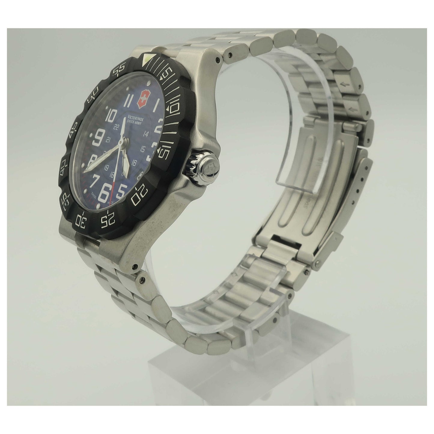 Victorinox Swiss Army Active Men's Swiss Quartz (Battery-Powered) Watch 241411-PO - Image #4