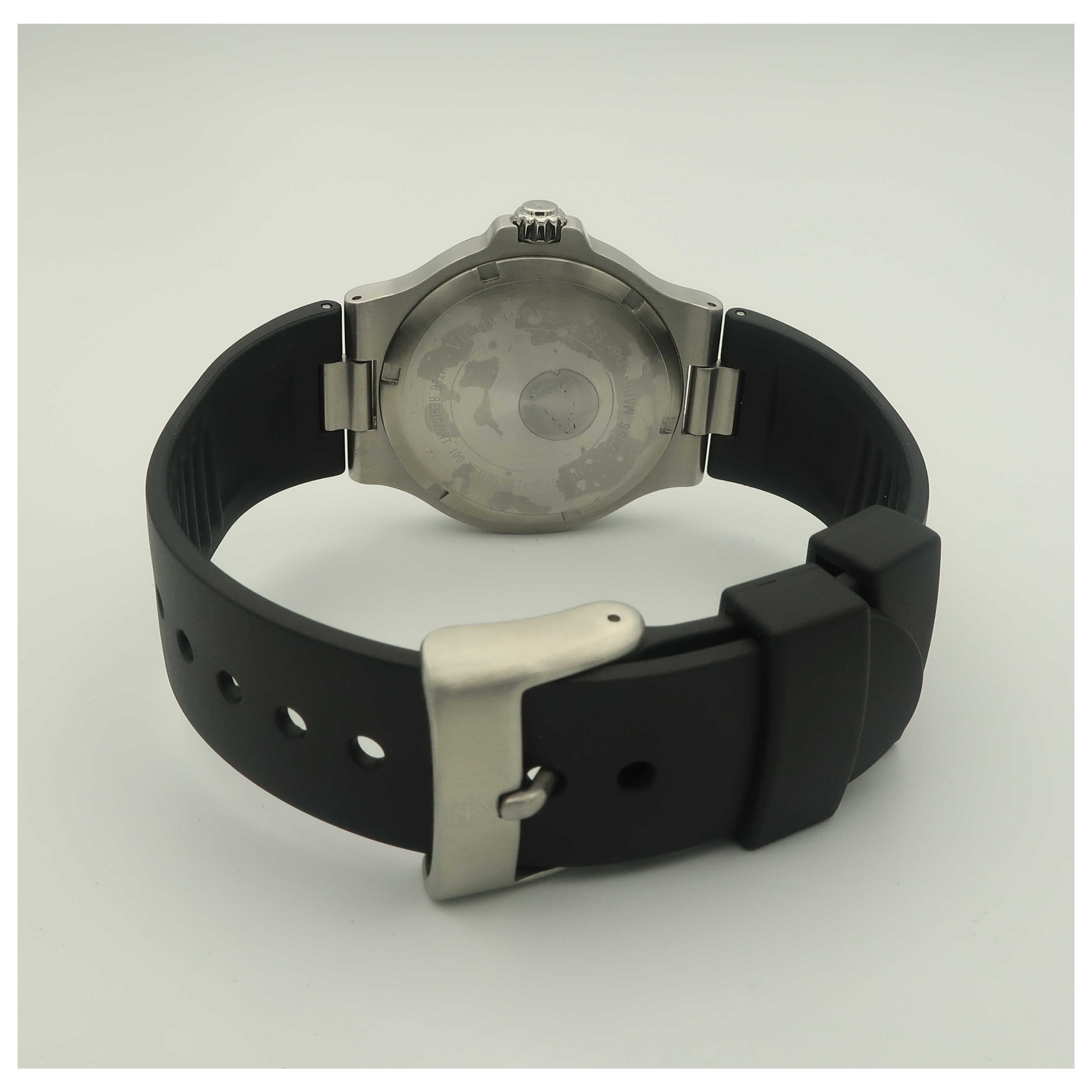 Victorinox Swiss Army Summit XLT Men's Quartz Watch 241412-SDV