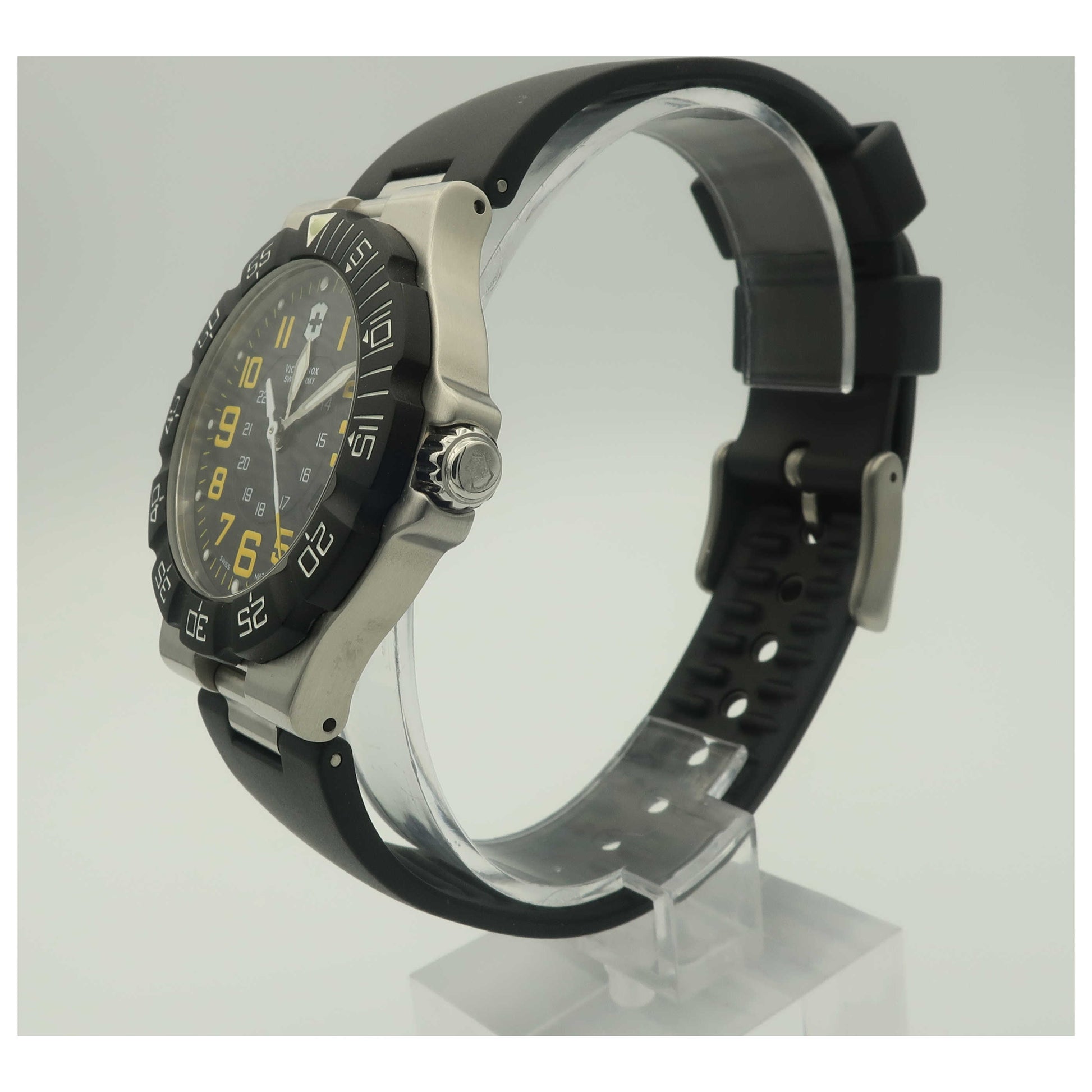 Victorinox Swiss Army Summit Men's Swiss Quartz (Battery-Powered) Watch 241412-SDV - Image #4
