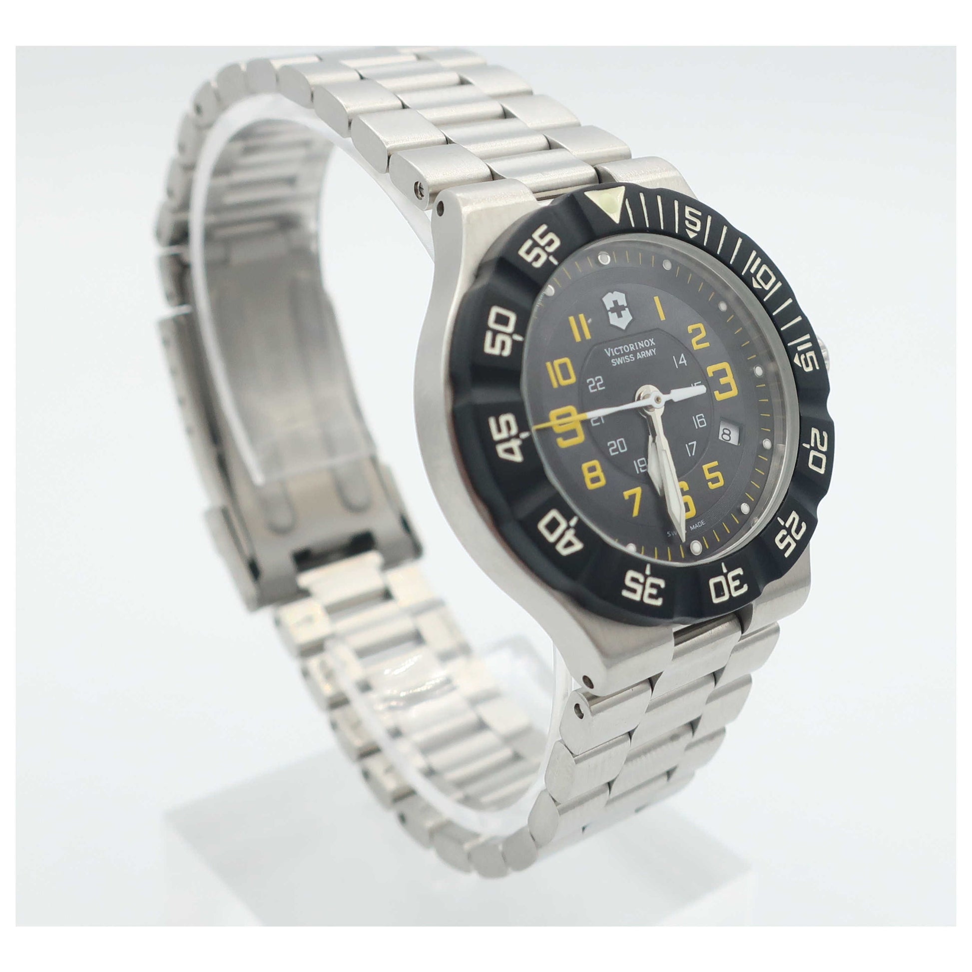 Victorinox Swiss Army Active Women's Swiss Quartz (Battery-Powered) Watch 241417-SD - Image #3