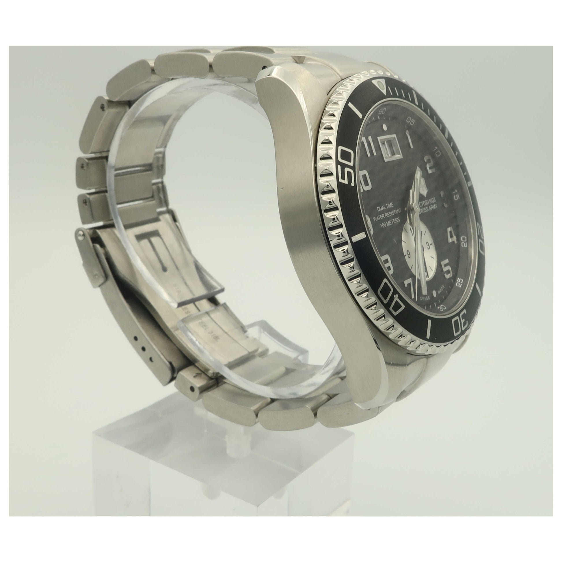 Victorinox Swiss Army Classic Men's Swiss Quartz (Battery-Powered) Watch 241441-SDV - Image #3