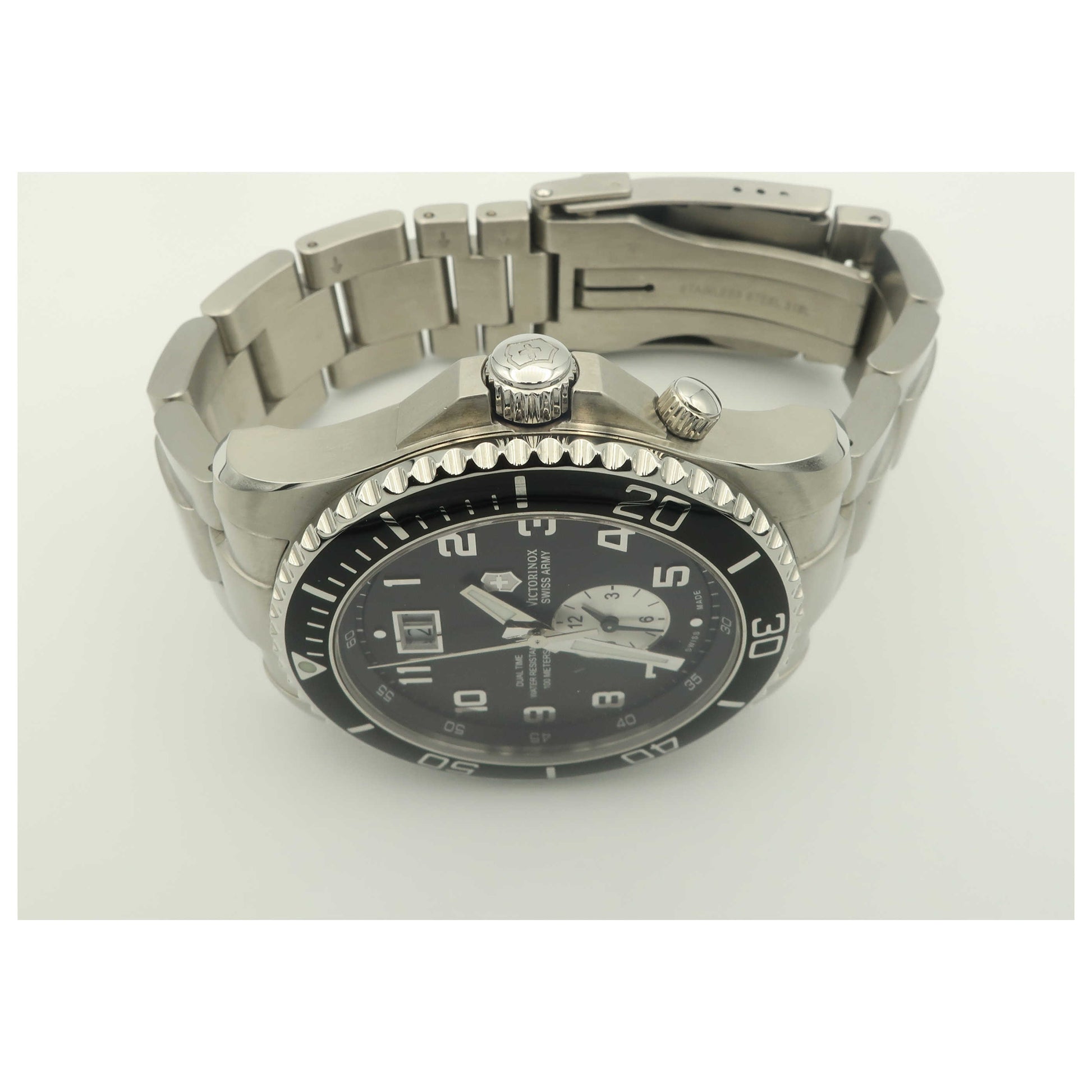 Victorinox Swiss Army Classic Men's Swiss Quartz (Battery-Powered) Watch 241441-SDV - Image #8