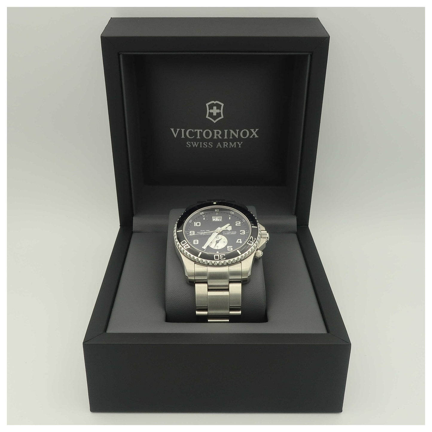 Victorinox Swiss Army Classic Men's Swiss Quartz (Battery-Powered) Watch 241441-SDV - Image #6