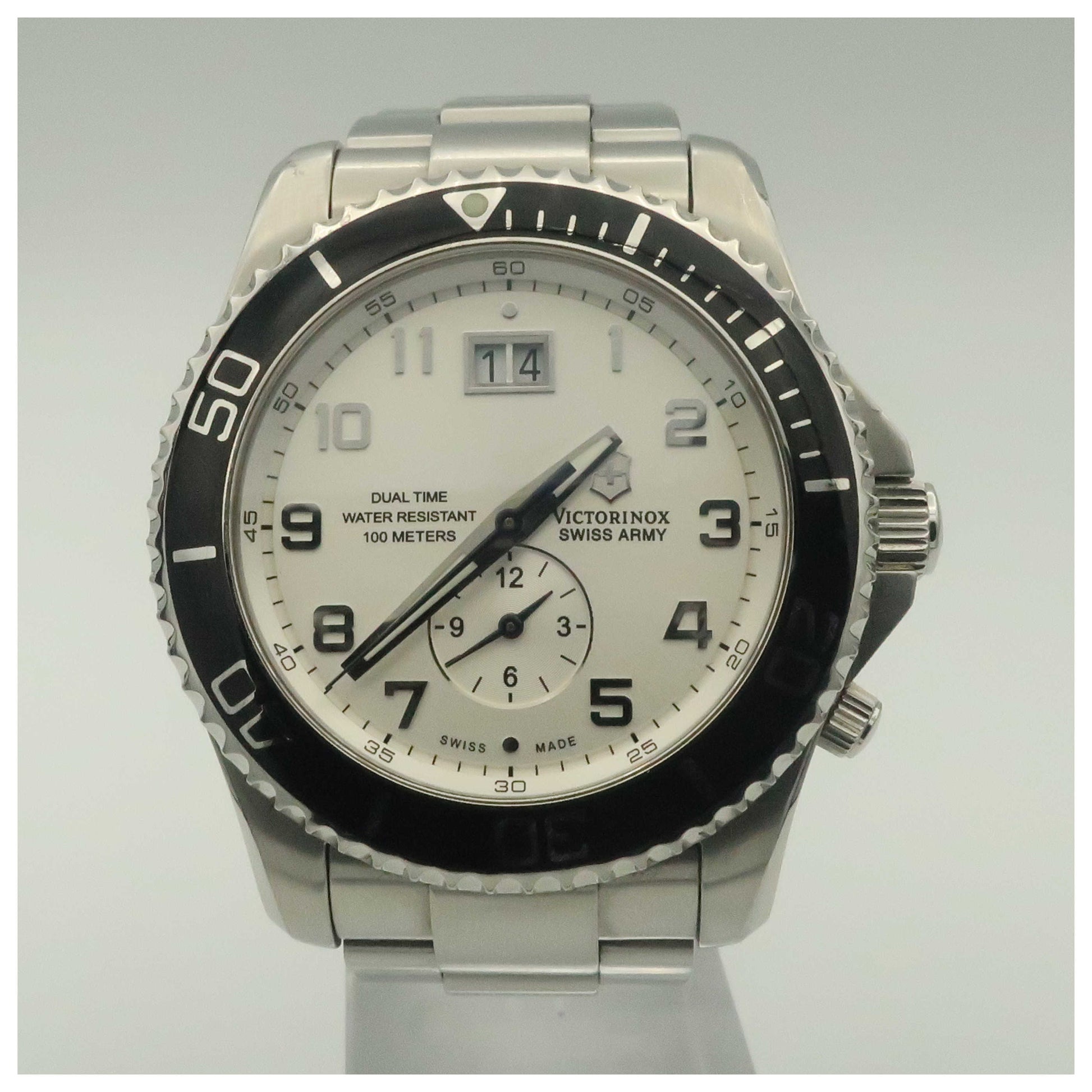 Front view of Victorinox Swiss Army Classic Men's Swiss Quartz (Battery-Powered) Watch 241442-PO2