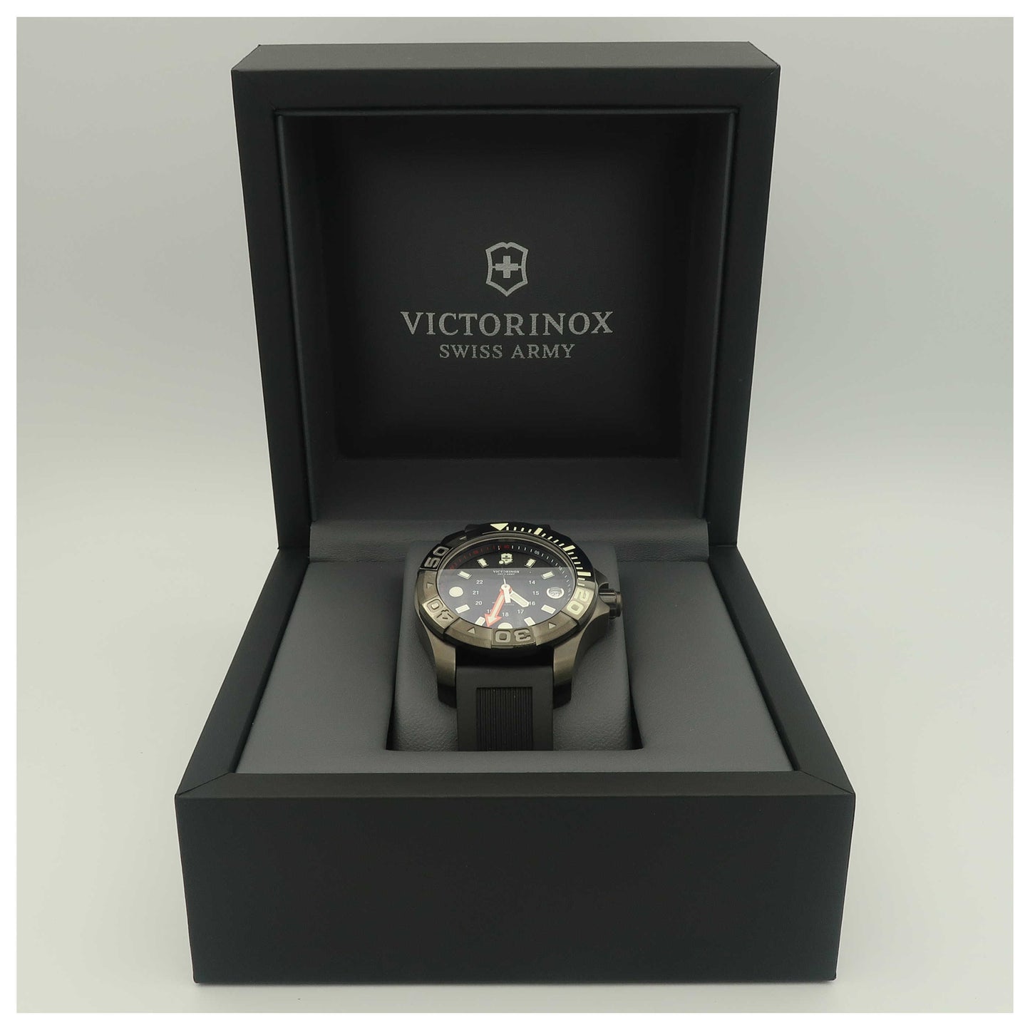 Victorinox Swiss Army Professional Men's Swiss Quartz (Battery-Powered) Watch 241555-SD - Image #6