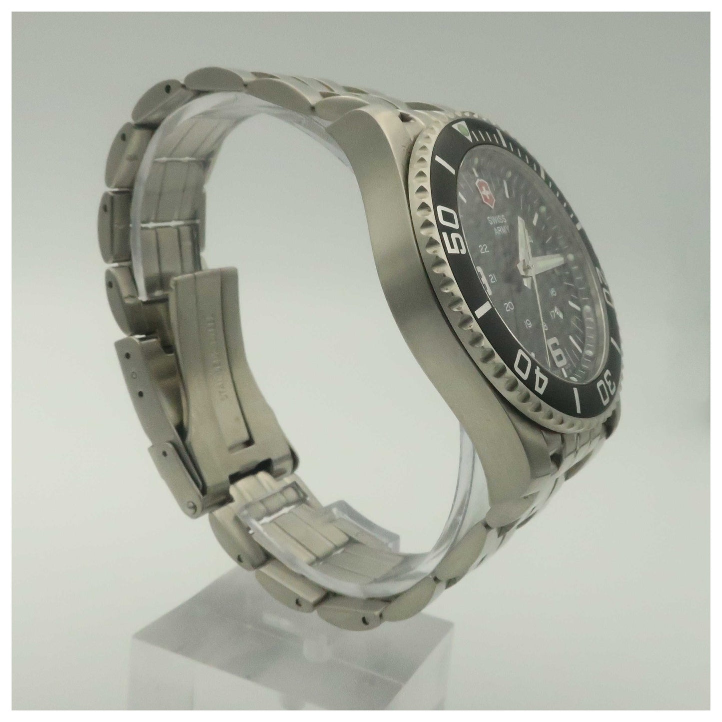 Victorinox Swiss Army Classic Men's Swiss Quartz (Battery-Powered) Watch 24314-PO - Image #3