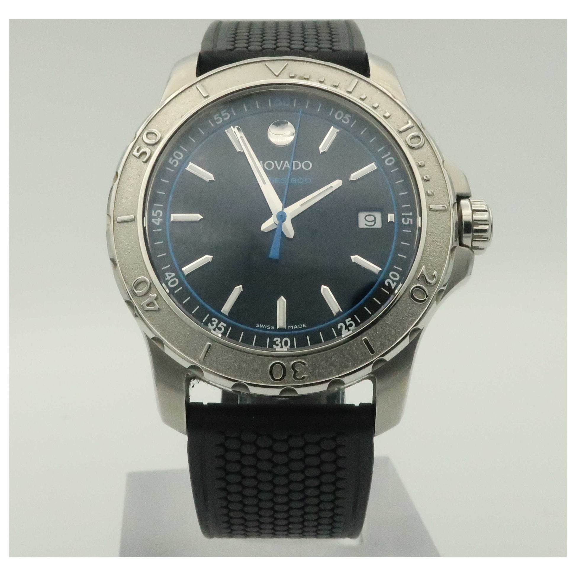Front view of Movado Series 800 Men's Swiss Quartz (Battery-Powered) Watch 2600109-PO