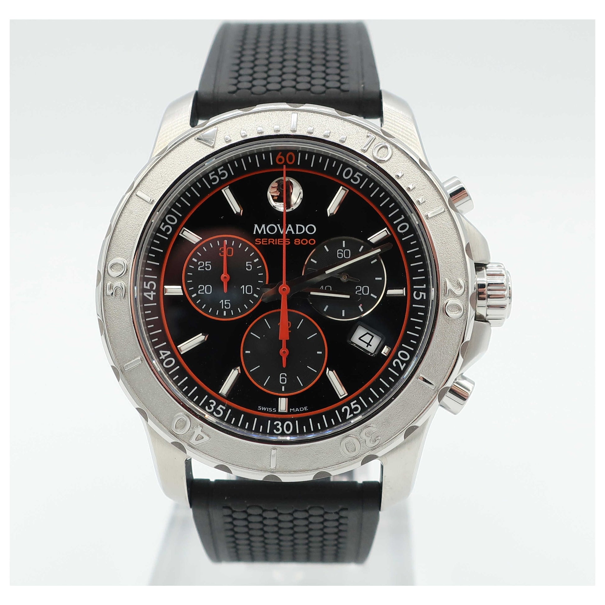 Front view of Movado Series 800 Men's Swiss Quartz (Battery-Powered) Watch 2600112-SD2