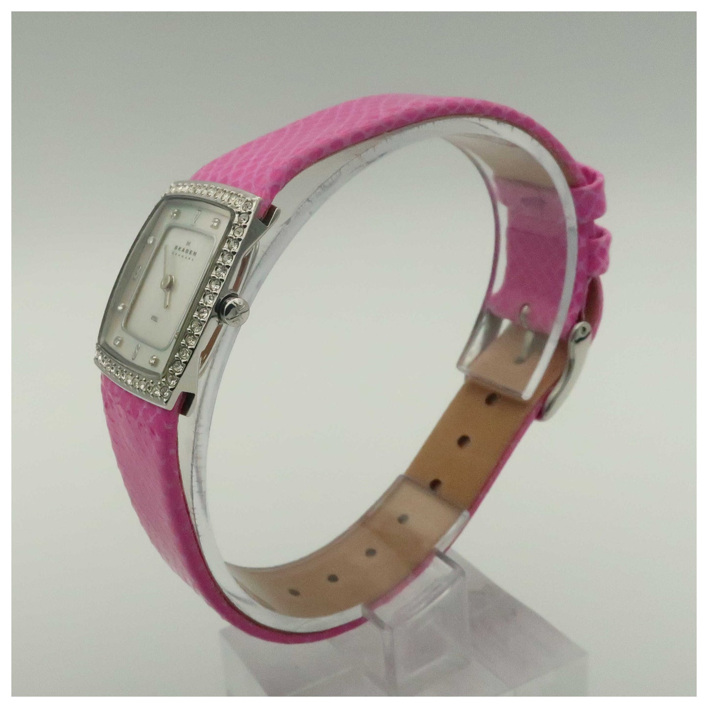 Skagen Leather Women's Japanese Quartz (Battery-Powered) Watch 384XSSLP-SDV - Image #4